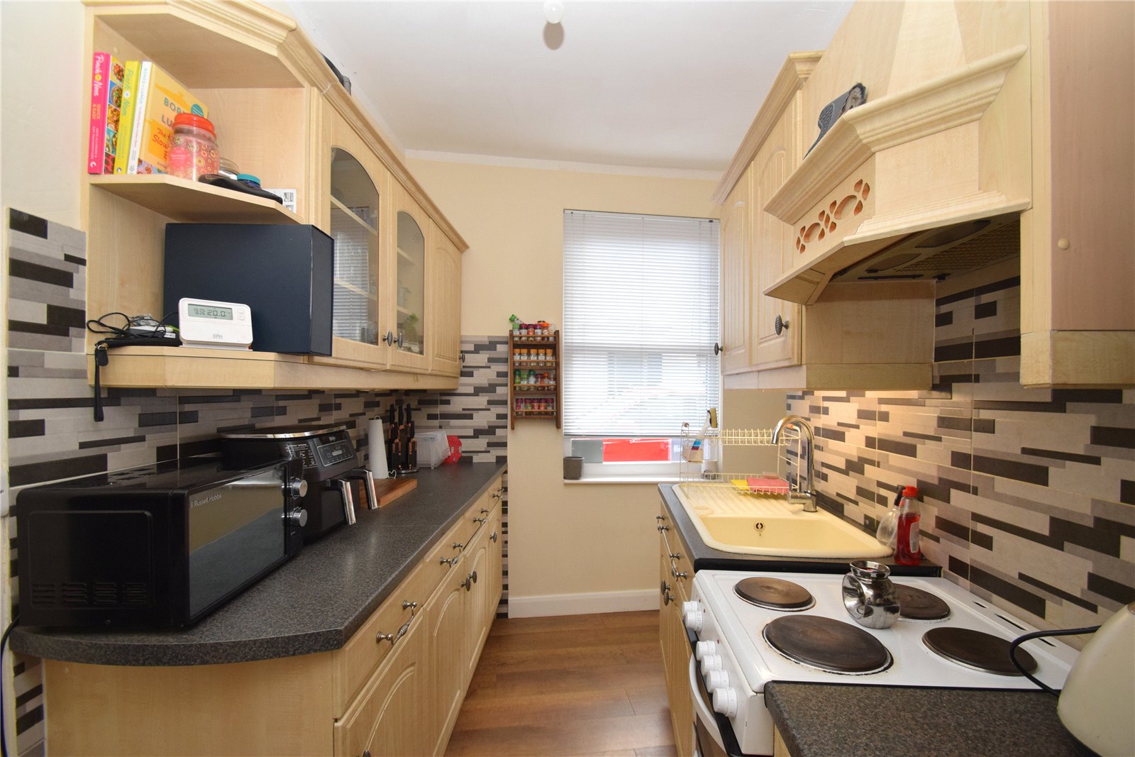 3 bed house for sale in Hoxton Road, Scarborough  - Property Image 3
