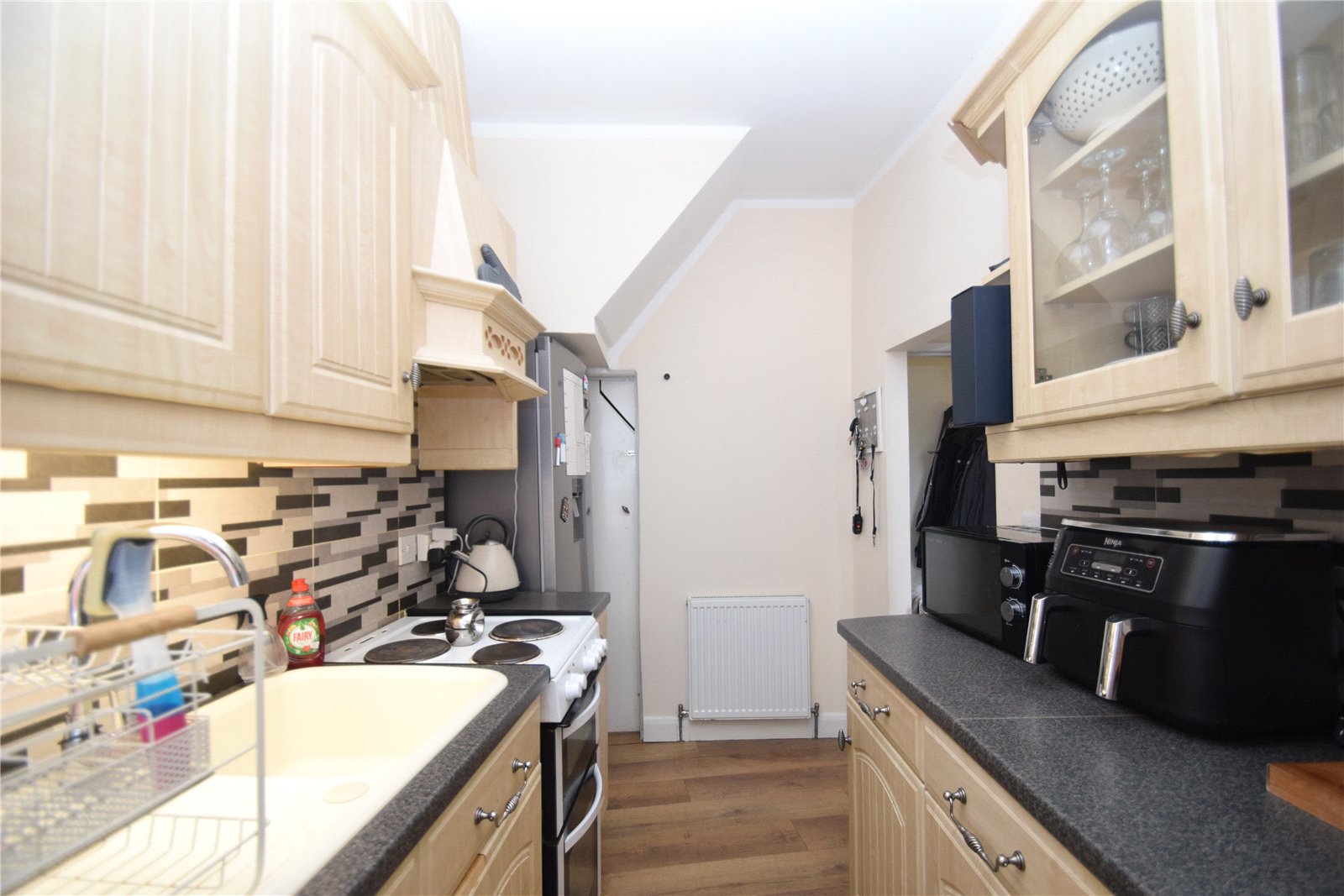 3 bed house for sale in Hoxton Road, Scarborough  - Property Image 4