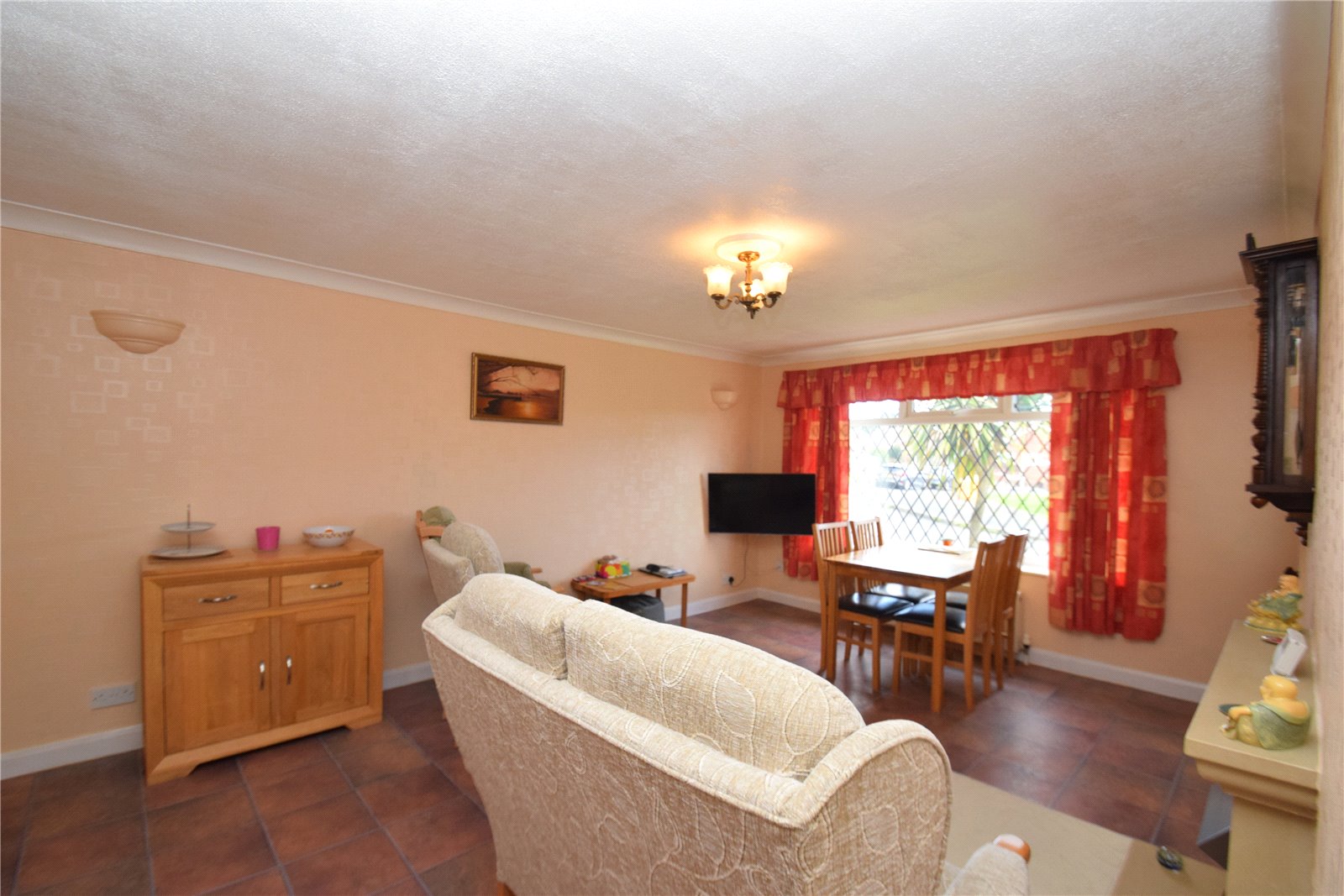 2 bed bungalow for sale in Bradworth Close, Osgodby  - Property Image 4