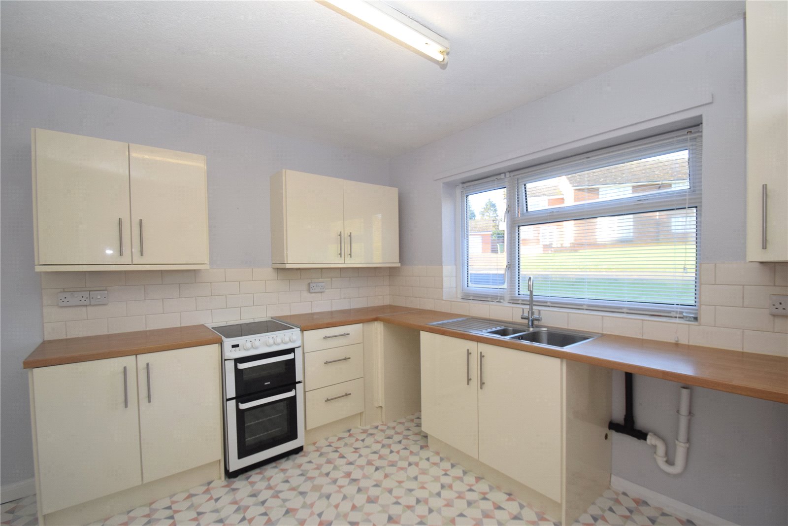 2 bed apartment for sale in Scalby Beck Road, Scalby Village  - Property Image 6