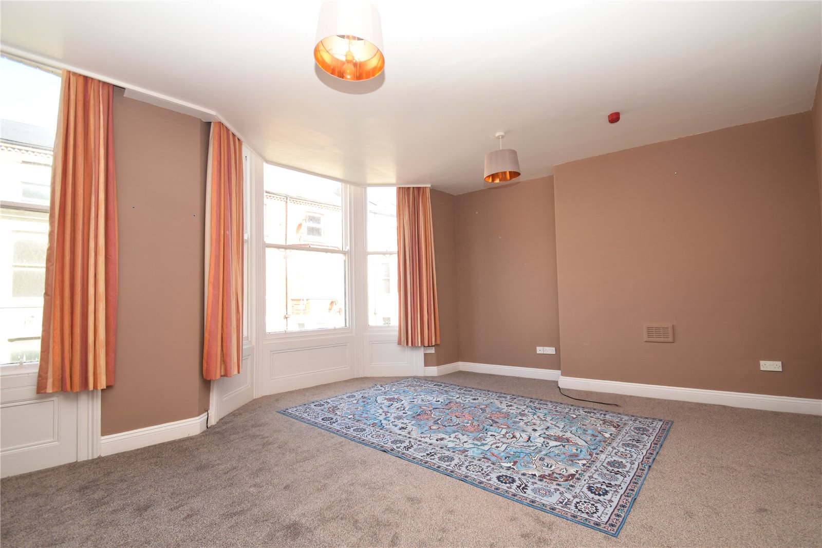 3 bed apartment to rent in Belle Vue Parade, Scarborough  - Property Image 2