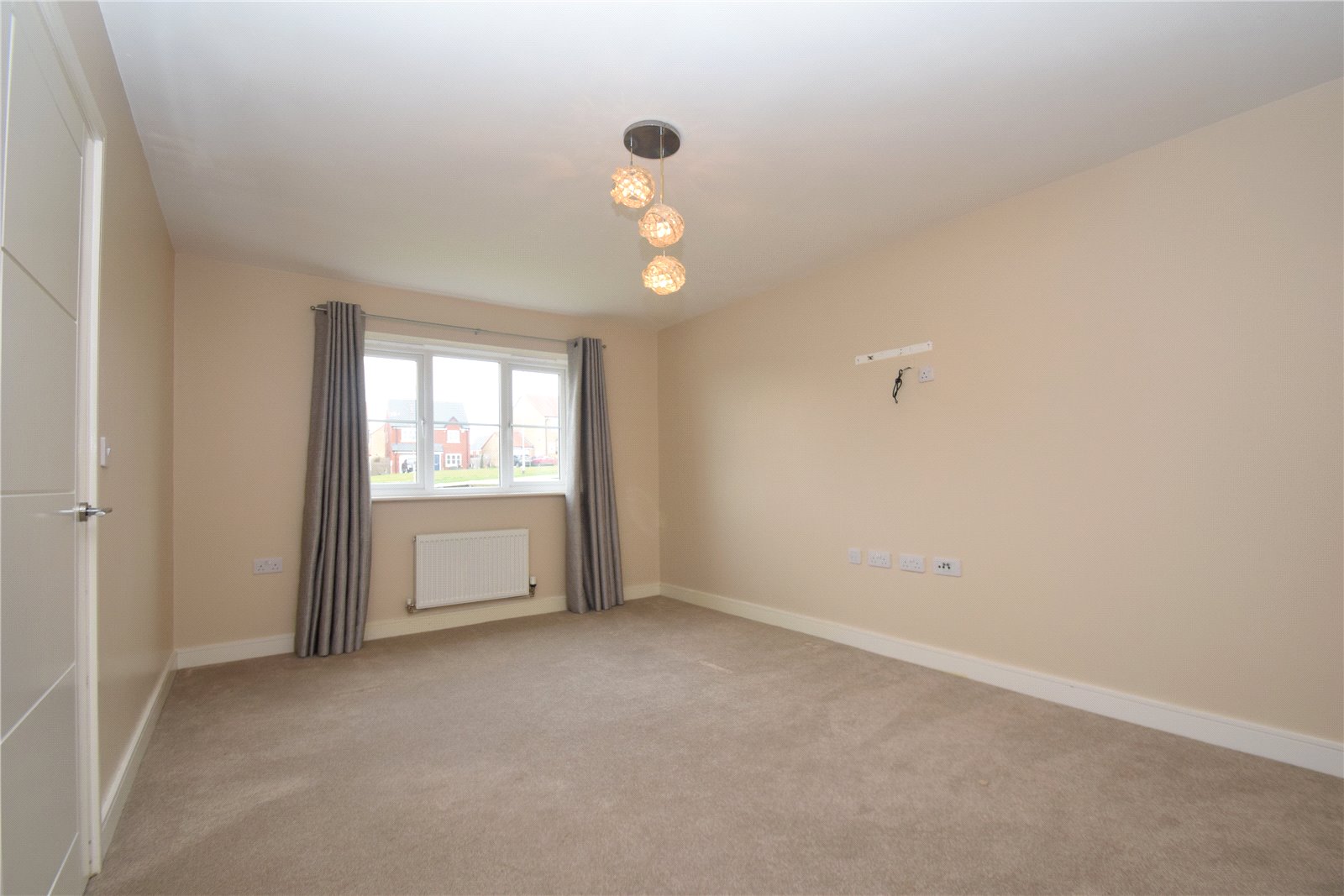4 bed house for sale in Badger Lane, Middle Deepdale  - Property Image 2