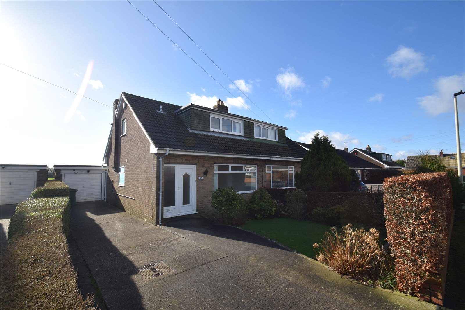 3 bed house for sale in West Garth Gardens, Cayton - Property Image 1