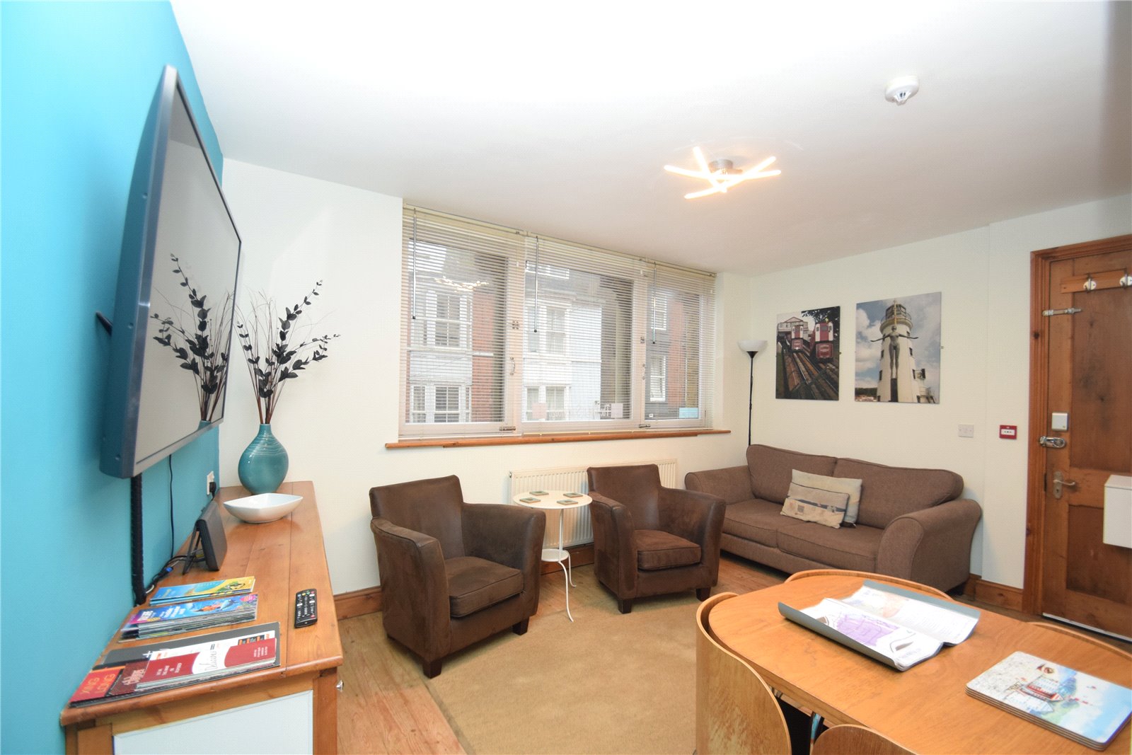 2 bed apartment for sale in Palace Hill Lane, Scarborough  - Property Image 2