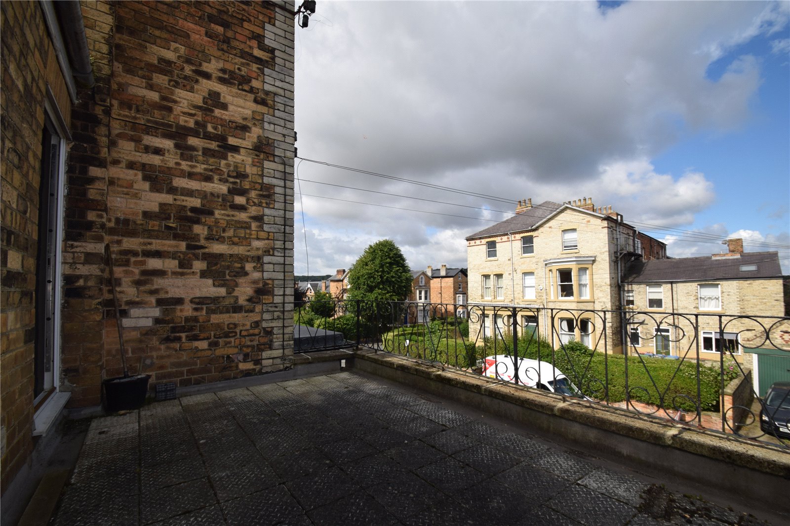 2 bed apartment to rent in Cromwell Terrace, Scarborough  - Property Image 13