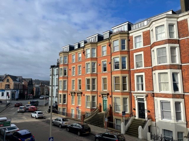 2 bed apartment for sale in Prince of Wales Terrace, Scarborough - Property Image 1