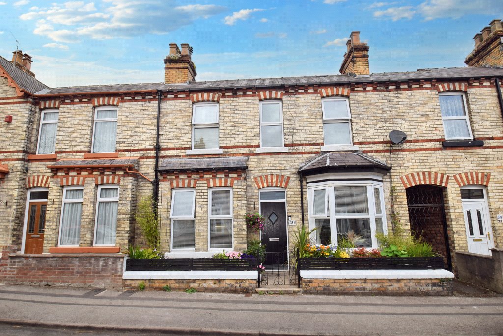 2 bed terraced house for sale in Stepney Avenue, Scarborough, YO12 (ref 592984)