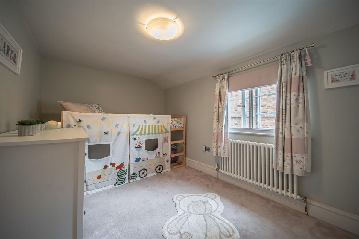 4 bed end of terrace house for sale in The Downs, Altrincham  - Property Image 12