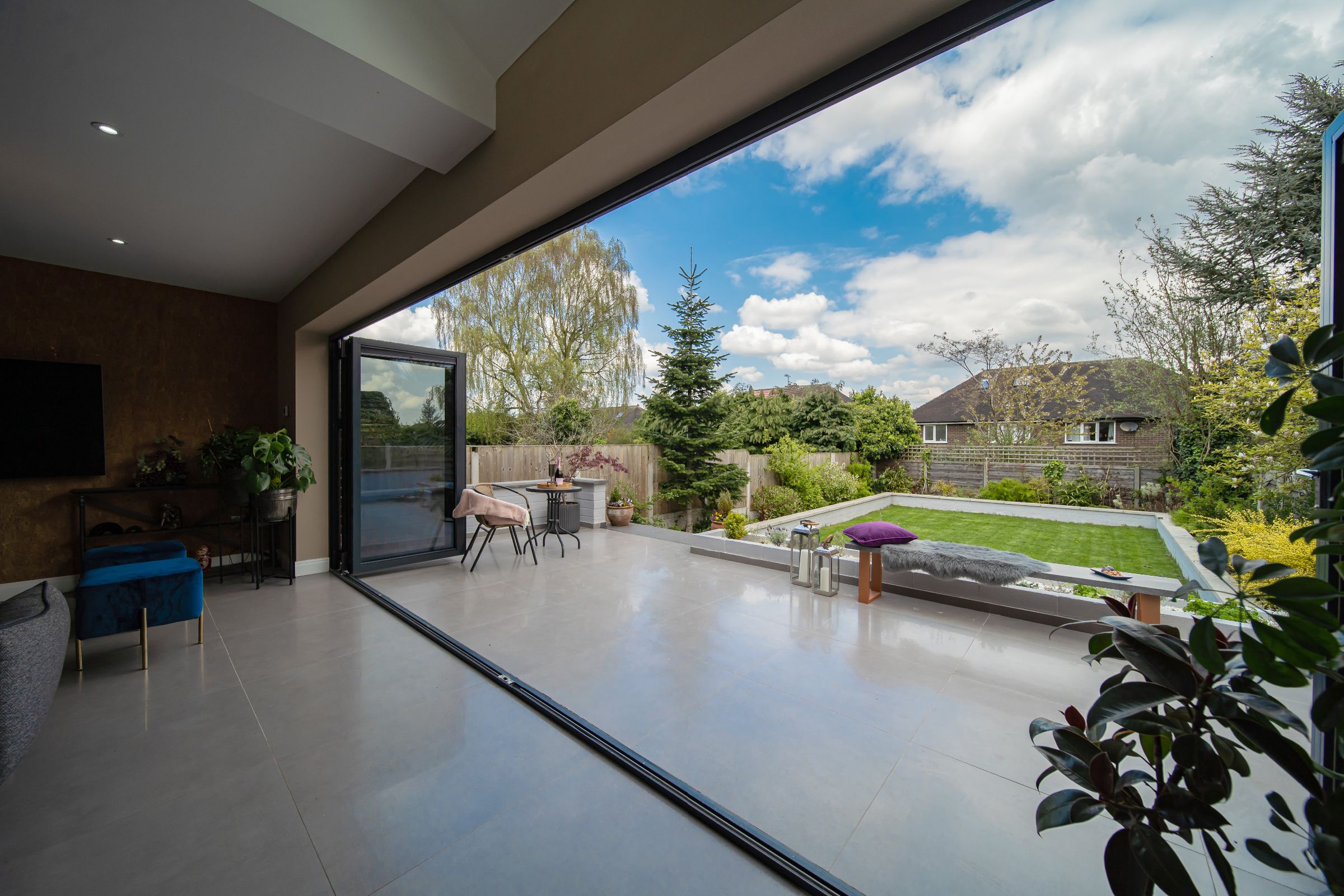 4 bed detached house for sale in Grove Lane, Hale  - Property Image 2