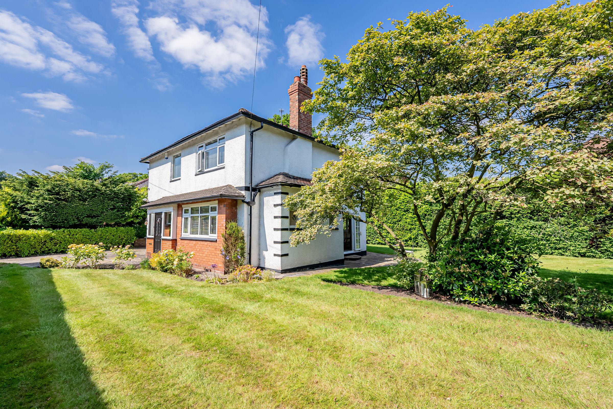 3 bed detached house for sale in Sylvan Grove, Altrincham  - Property Image 1