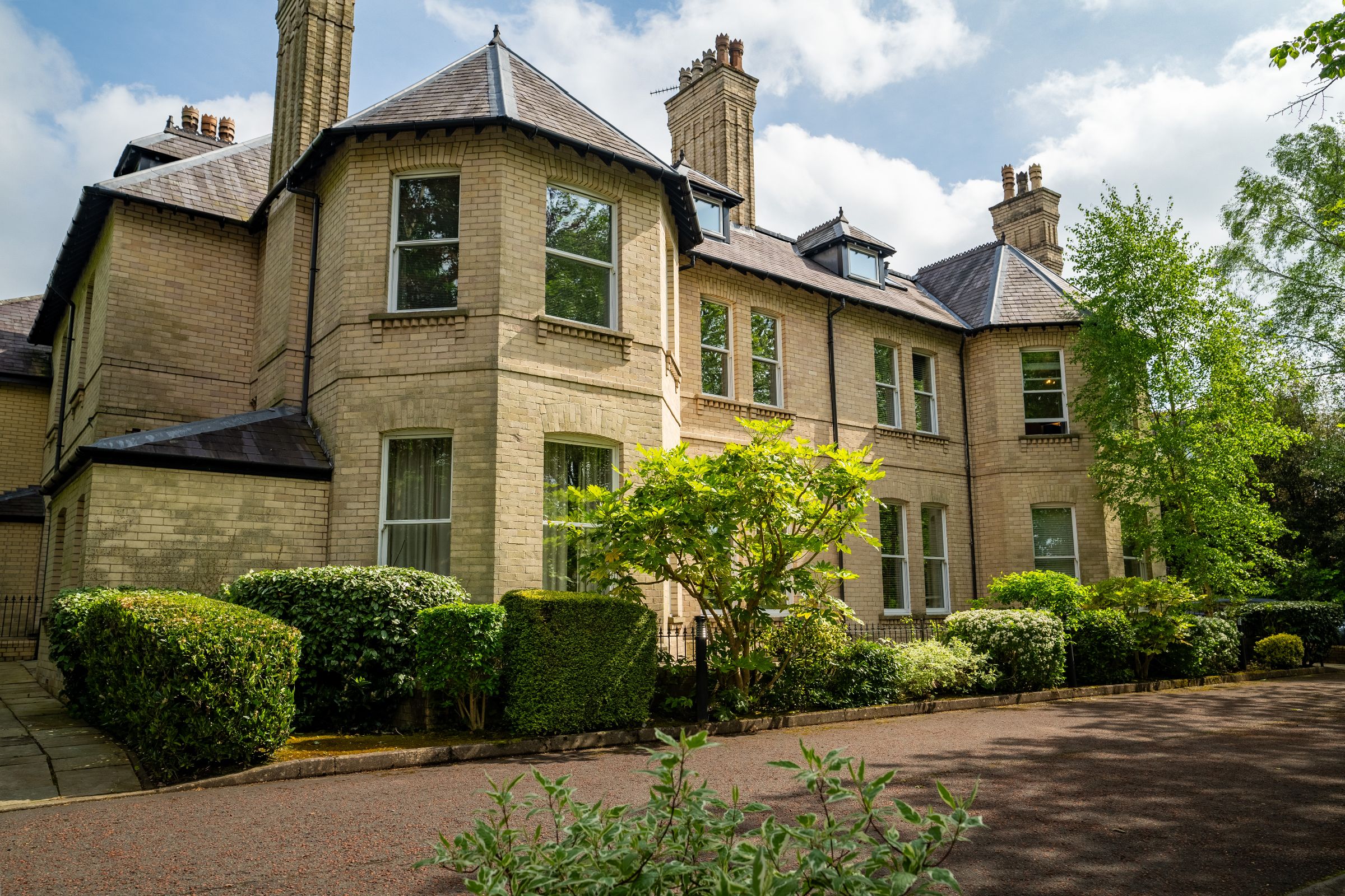 3 bed flat for sale in Cavendish Road, Bowdon, Altrincham  - Property Image 1