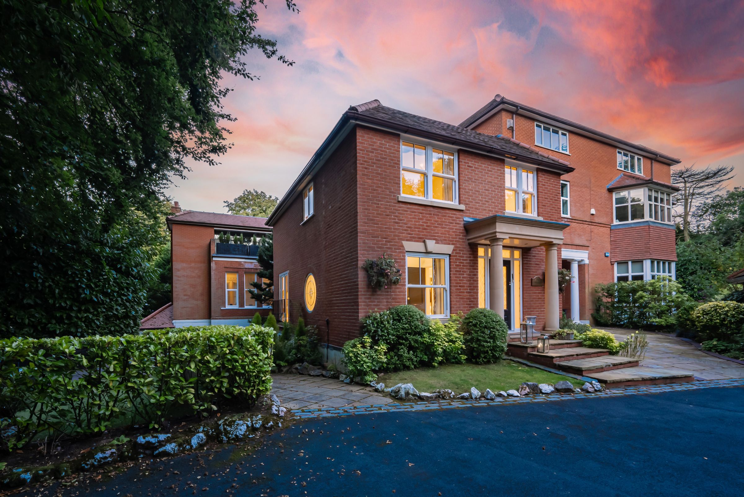 3 bed semi-detached house for sale in Bradgate Road, Altrincham  - Property Image 1