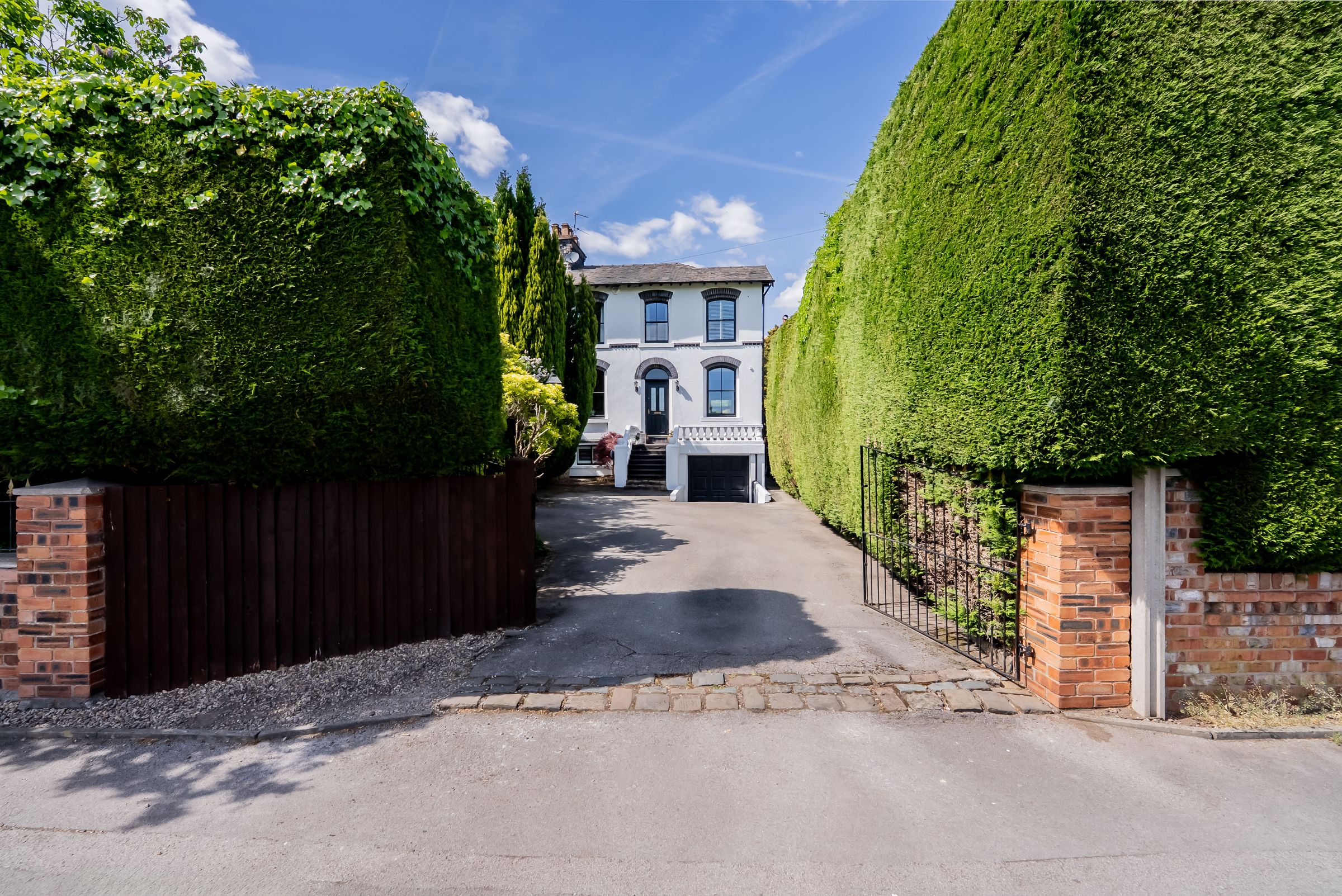 4 bed semi-detached house for sale in Moss Lane, Altrincham  - Property Image 21