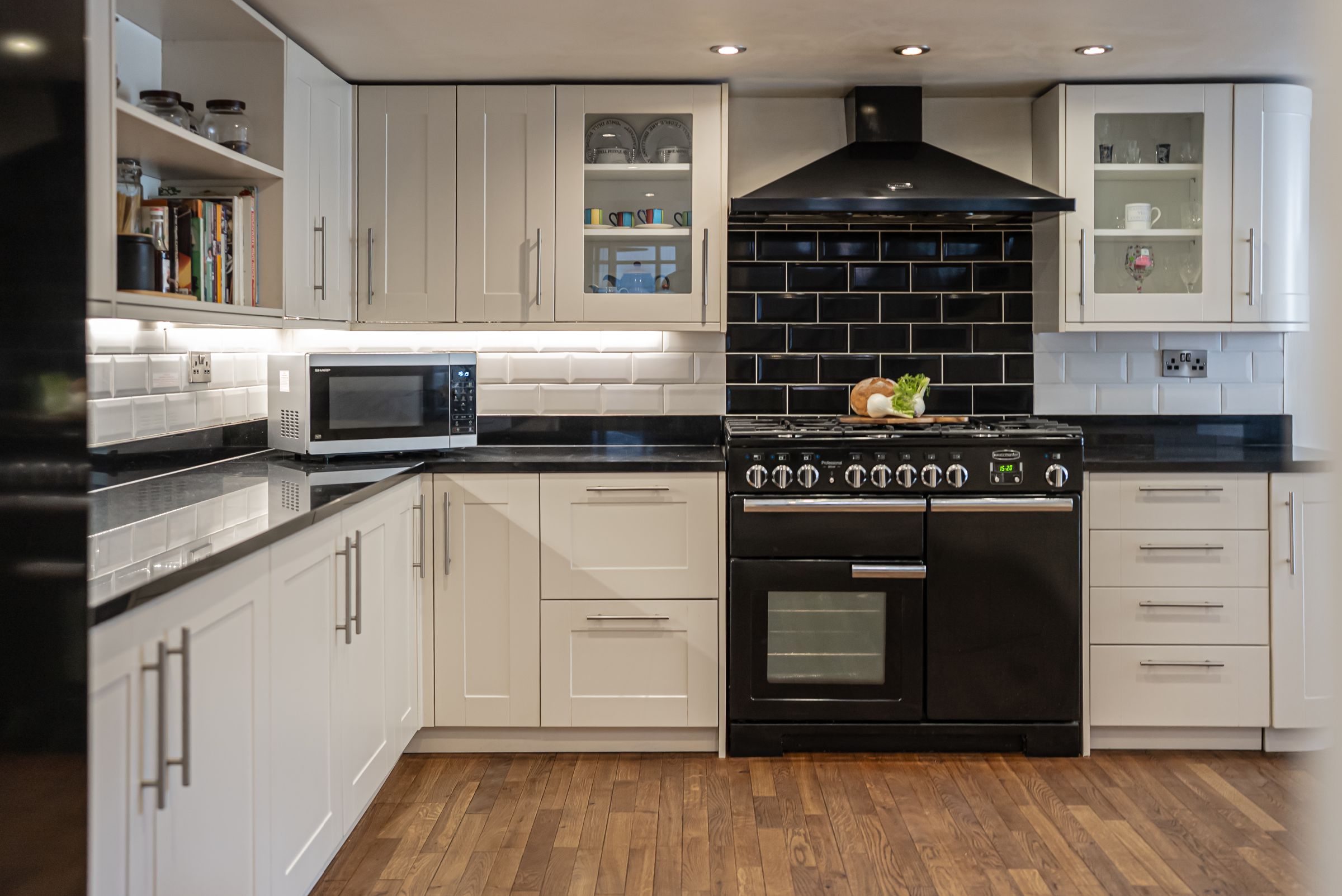 4 bed semi-detached house for sale in Moss Lane, Altrincham  - Property Image 9