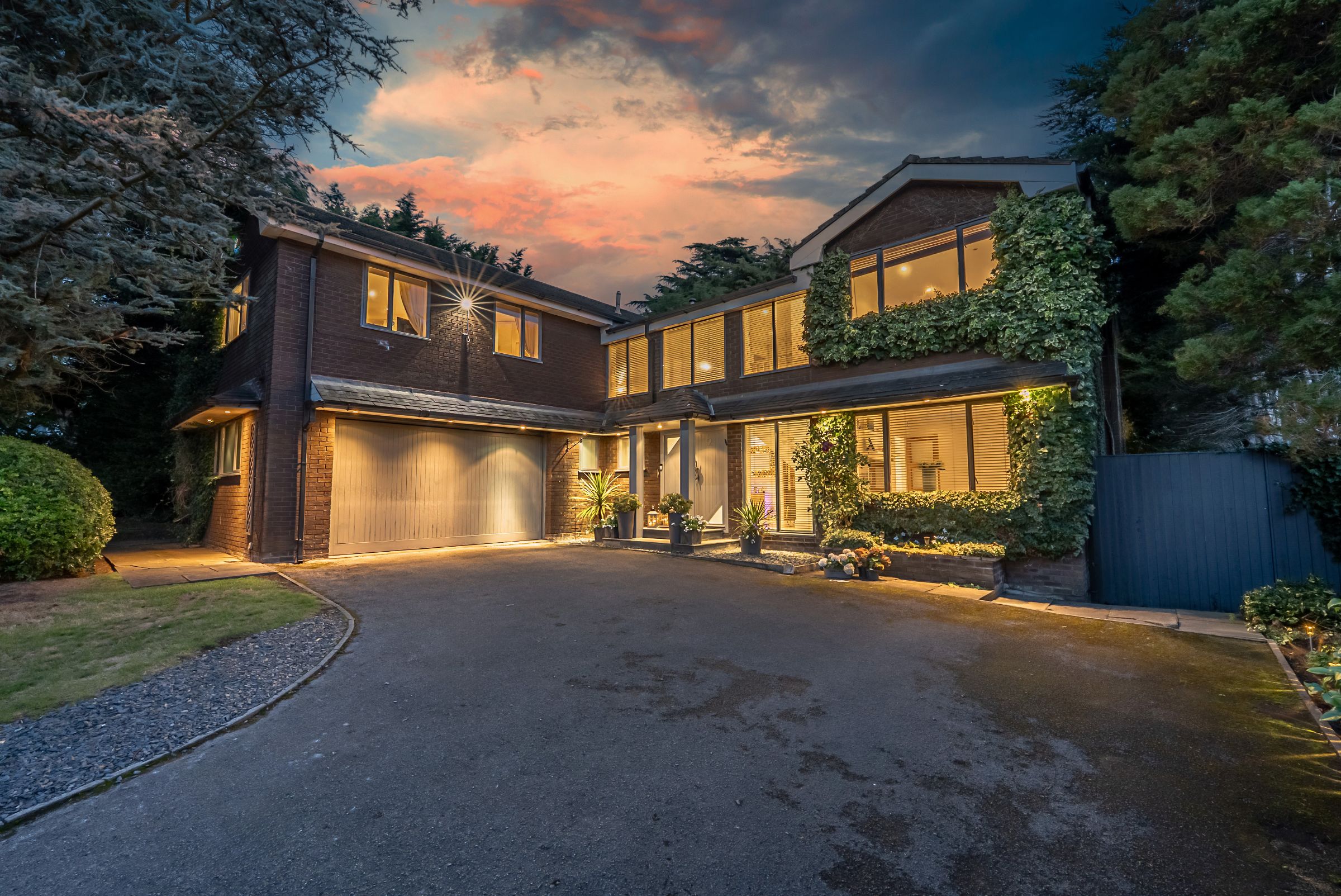 5 bed detached house for sale in Pinewood, Altrincham - Property Image 1