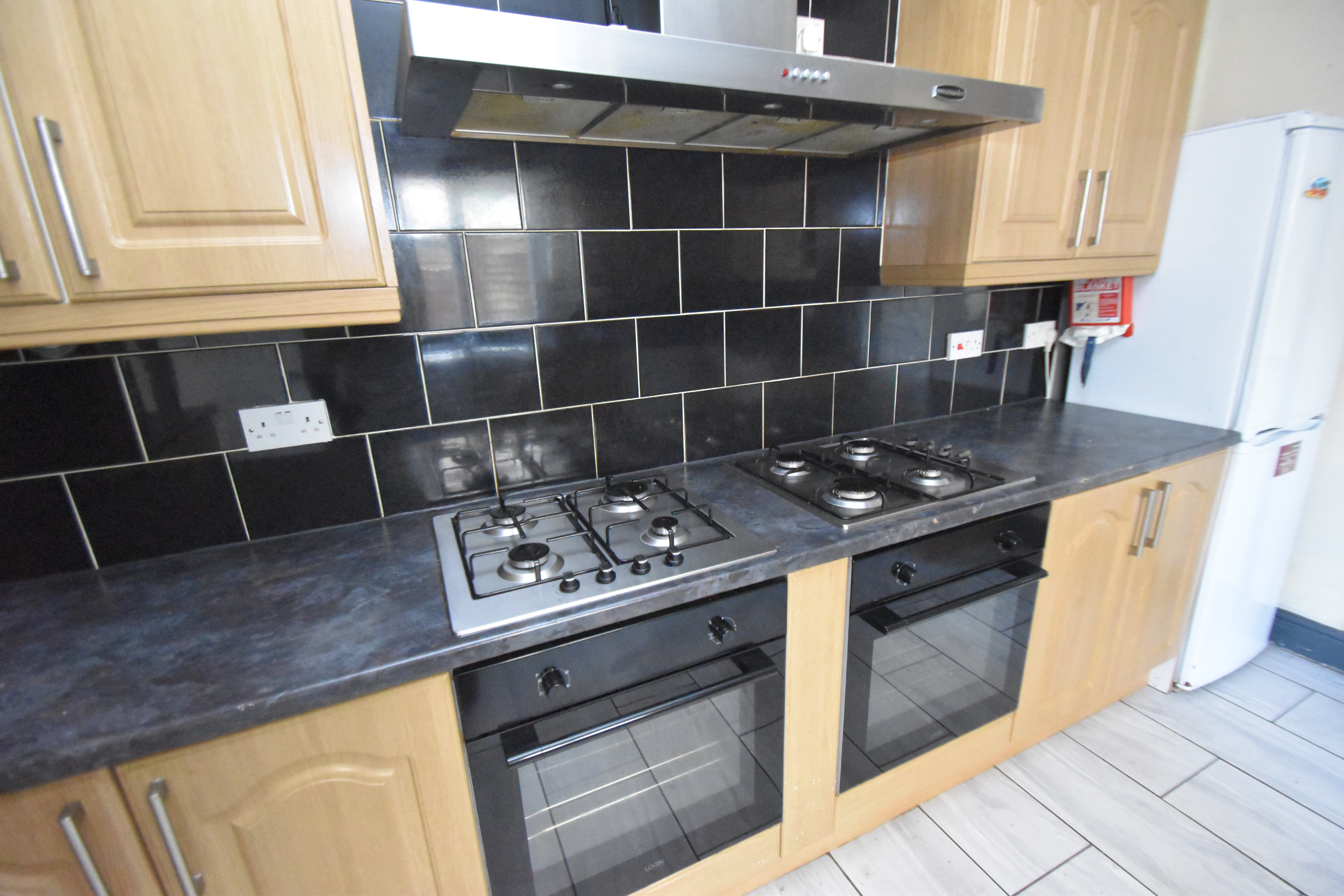 8 bed house to rent in Harriet Street, CATHAYS 5
