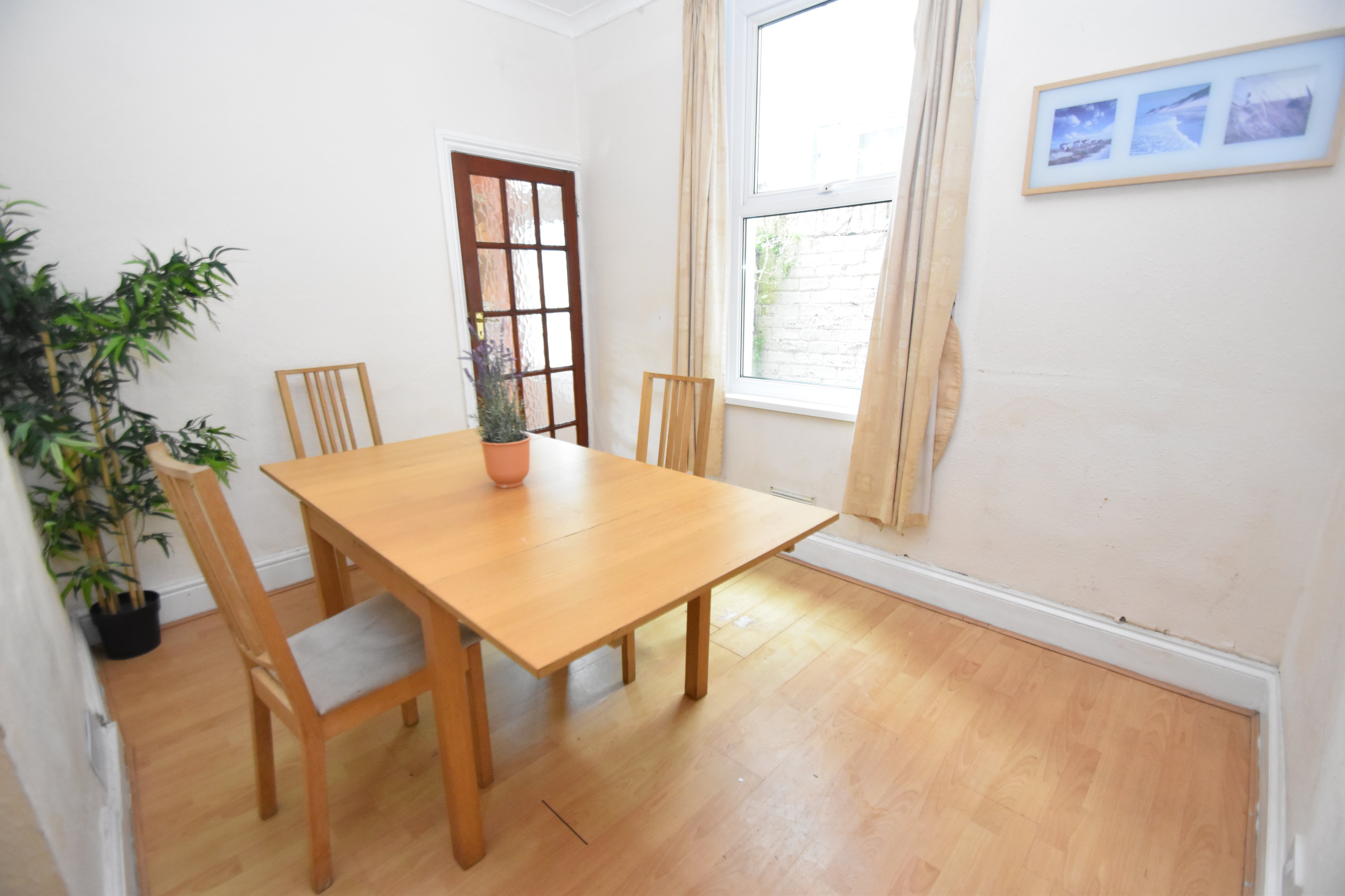 4 bed house to rent in Lisvane Street, Cathays 5