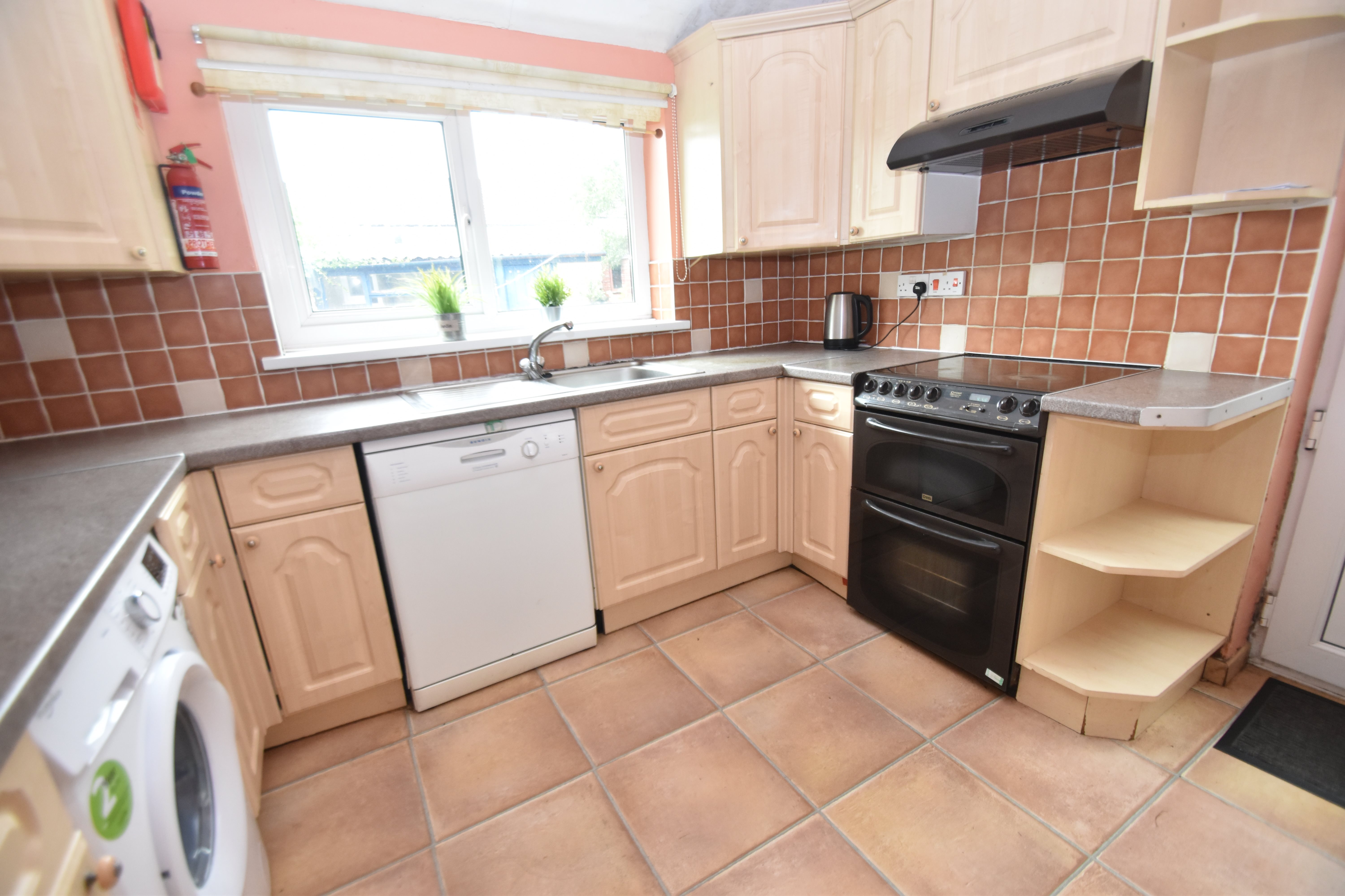 4 bed house to rent in Lisvane Street, Cathays  - Property Image 8
