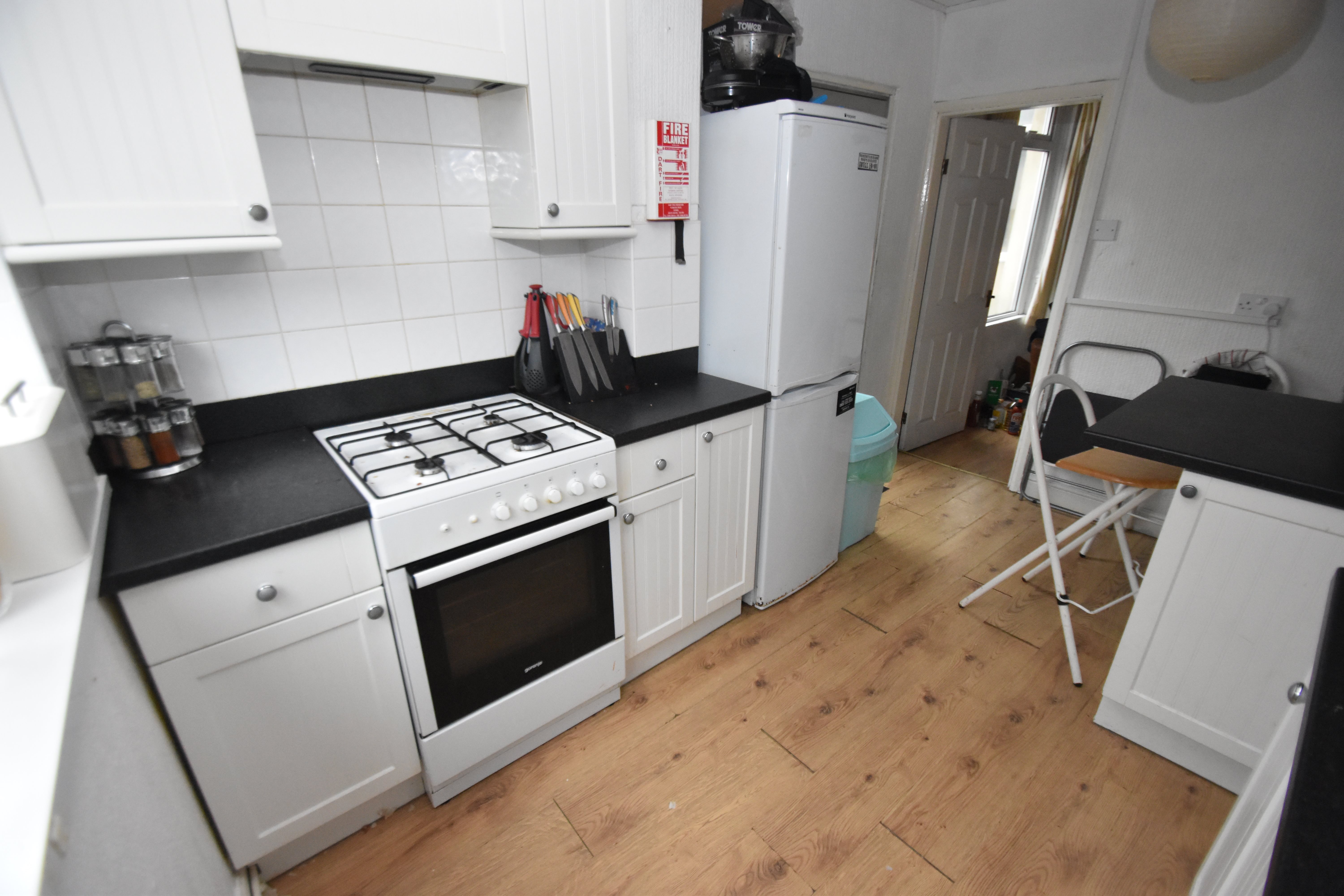 4 bed house to rent in Angus Street, Roath 9