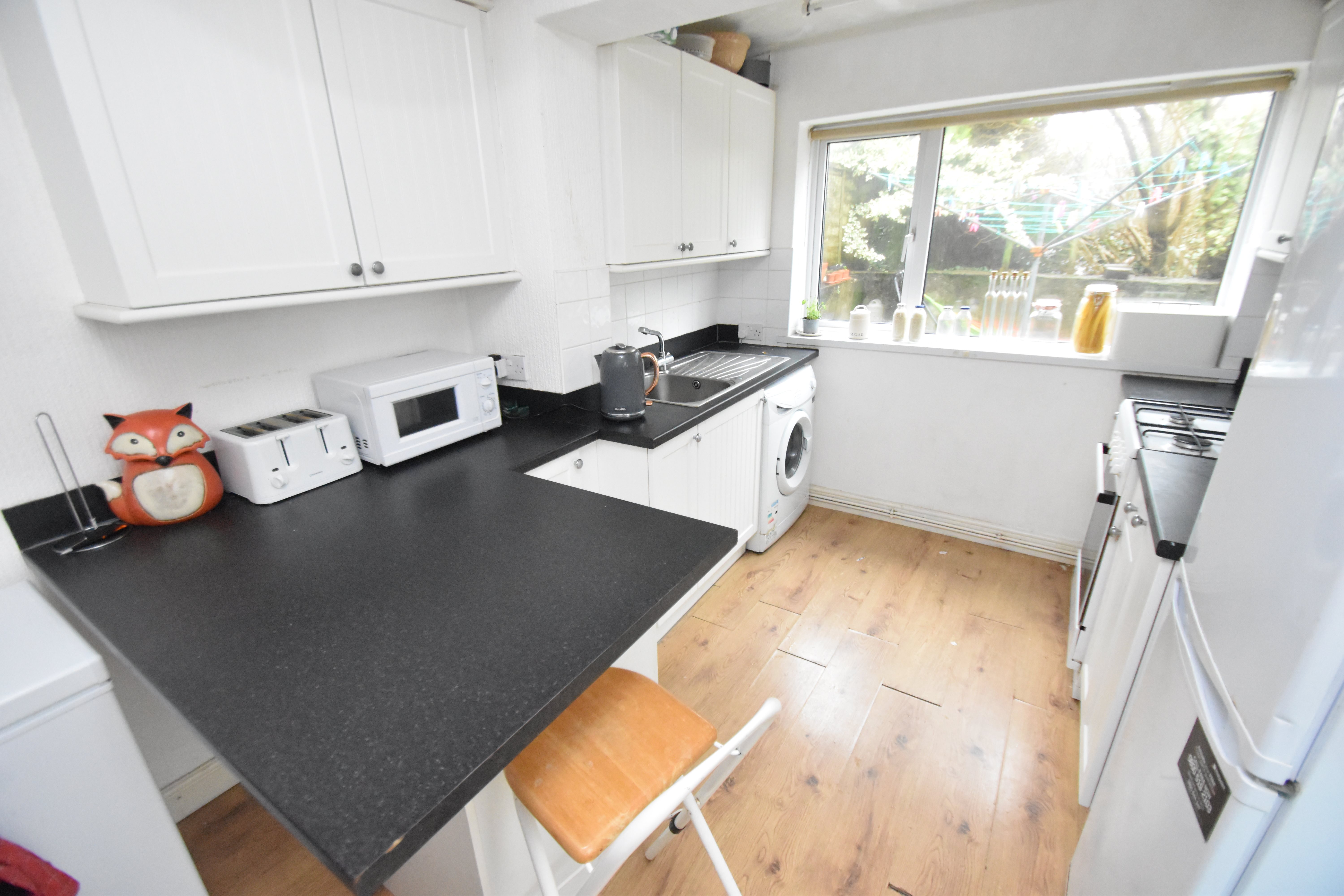 4 bed house to rent in Angus Street, Roath 0