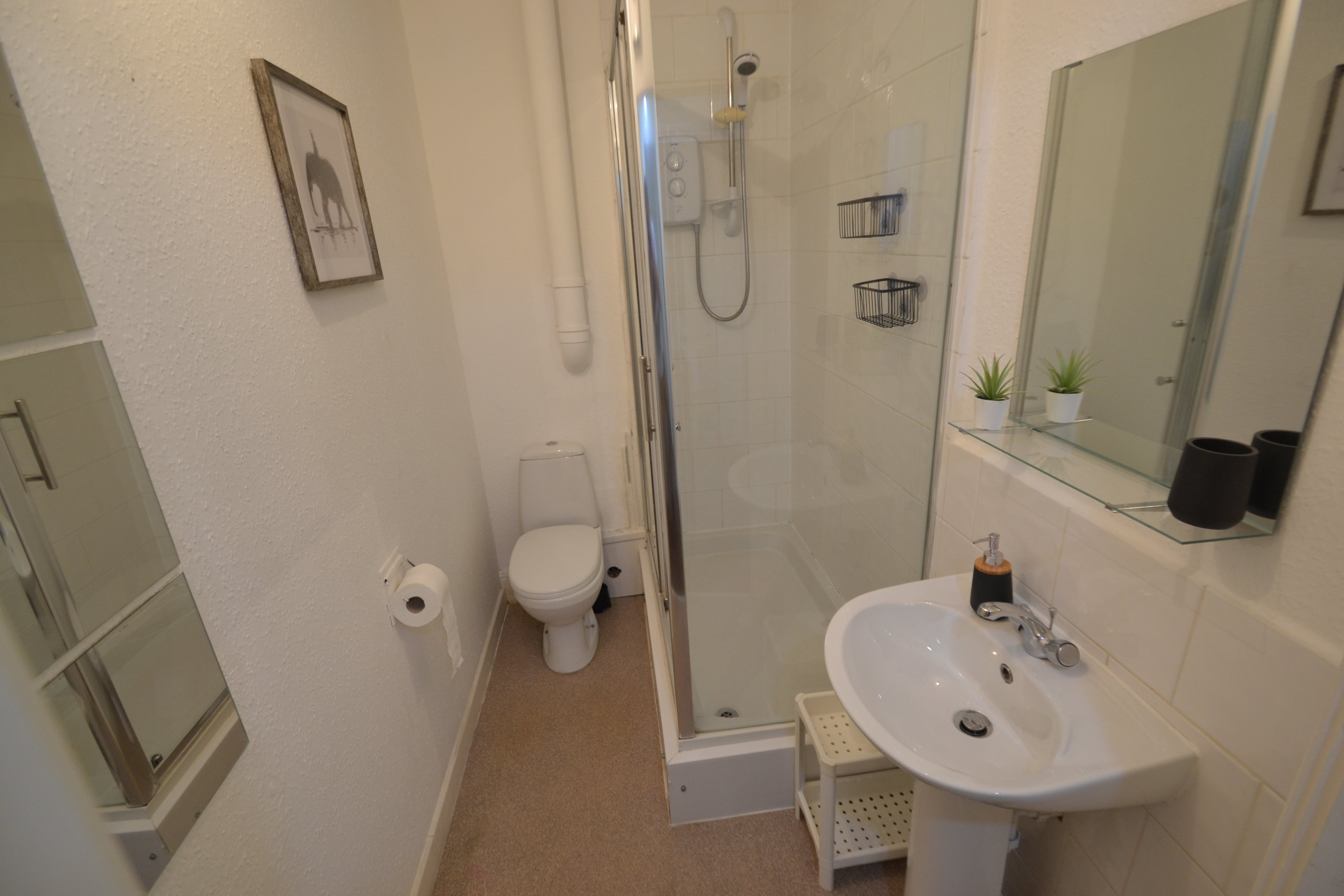 1 bed flat to rent in Connaught Road, ROATH 7