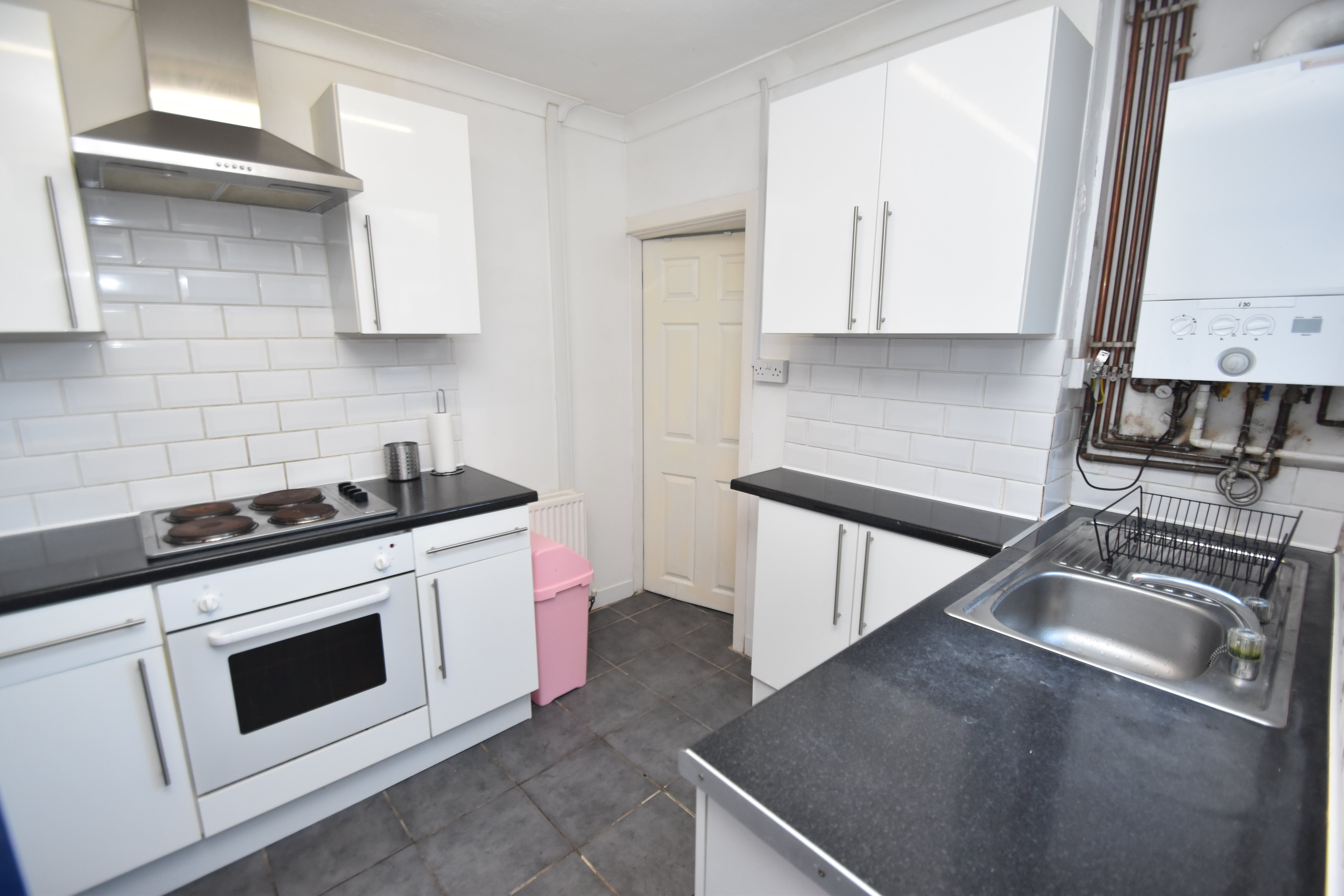 3 bed house to rent in Glenroy Street, Roath 0