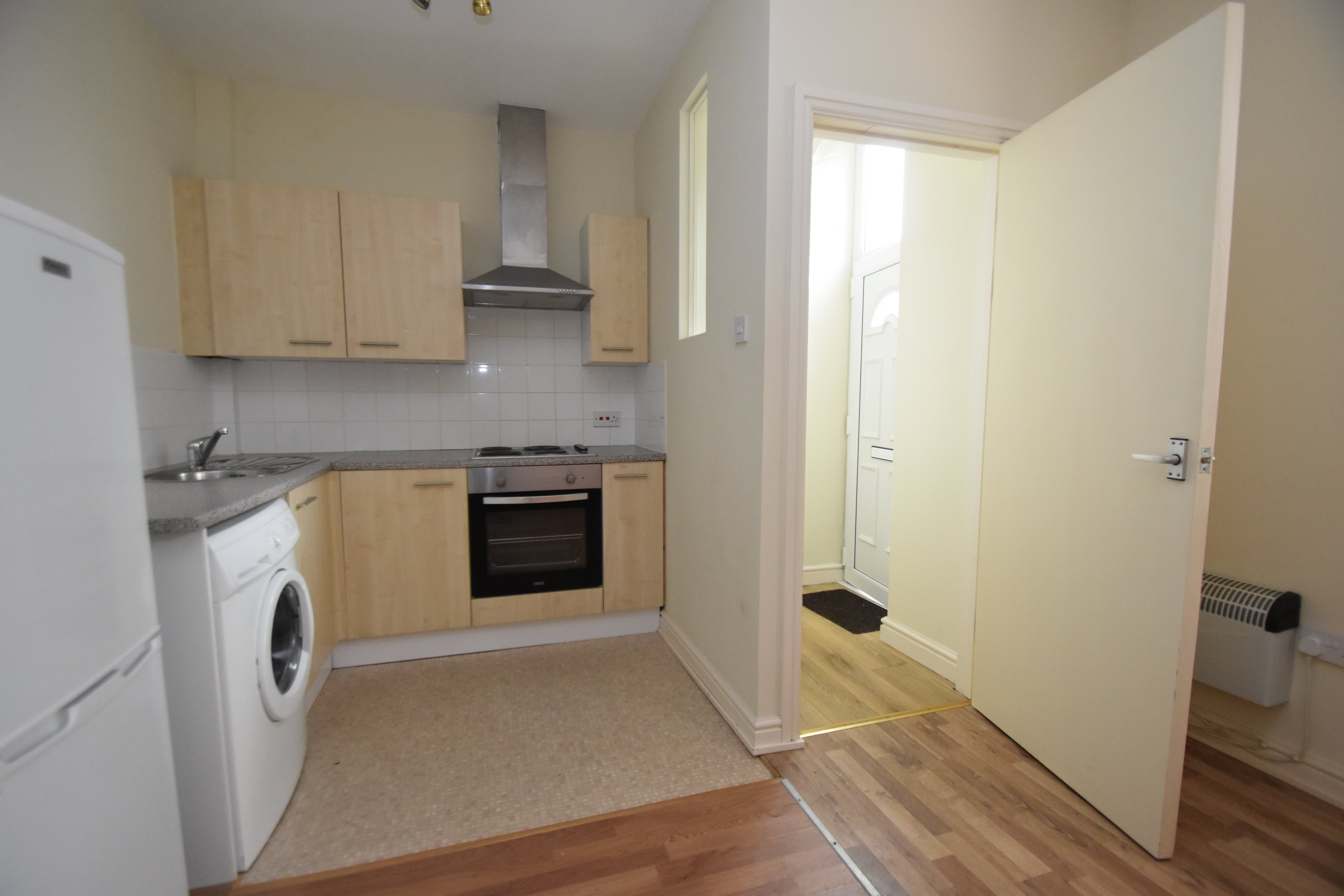 1 bed flat to rent in Piercefield Place, ADAMSDOWN 5