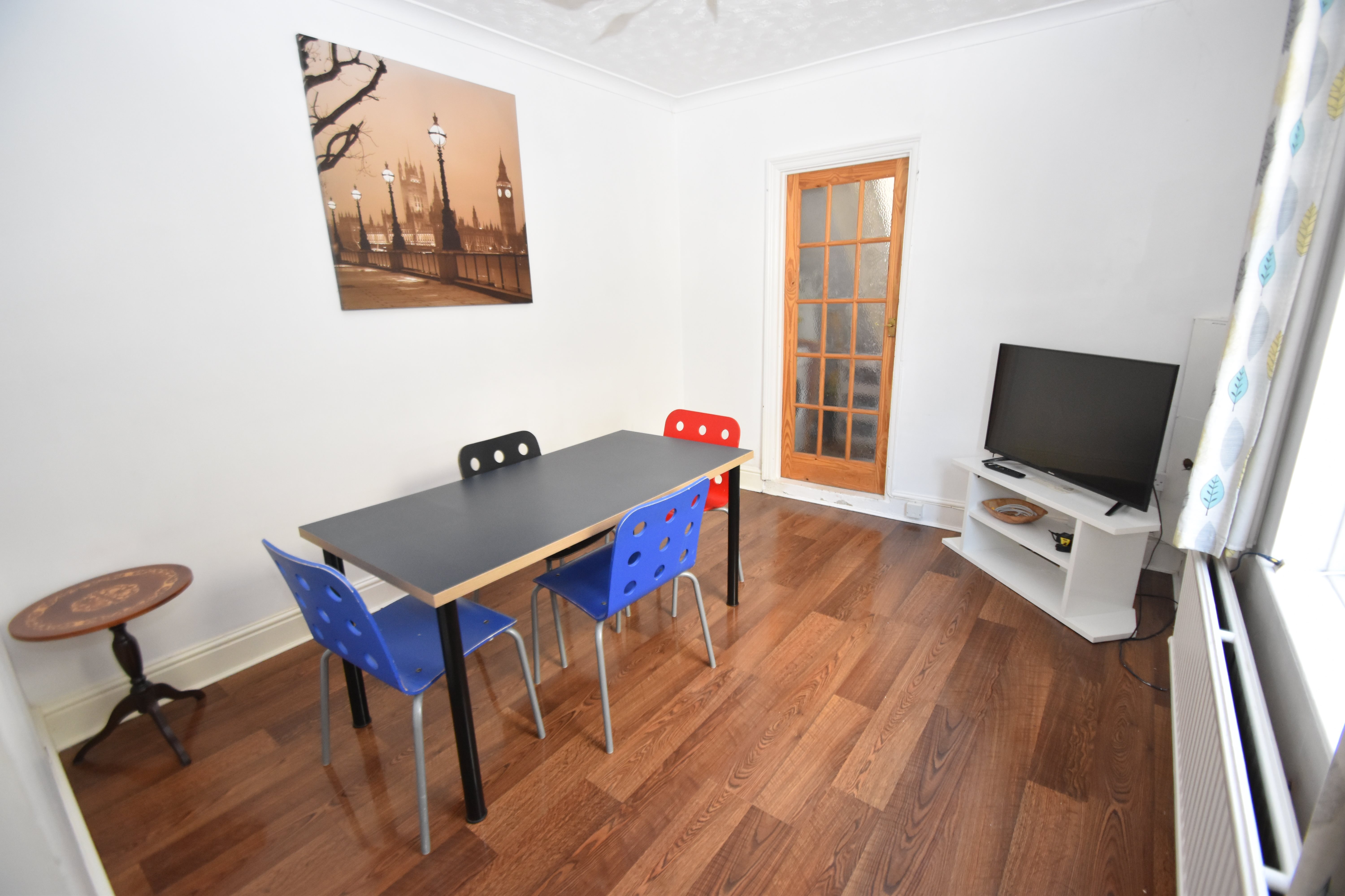 4 bed house to rent in Manor Street, Heath 2