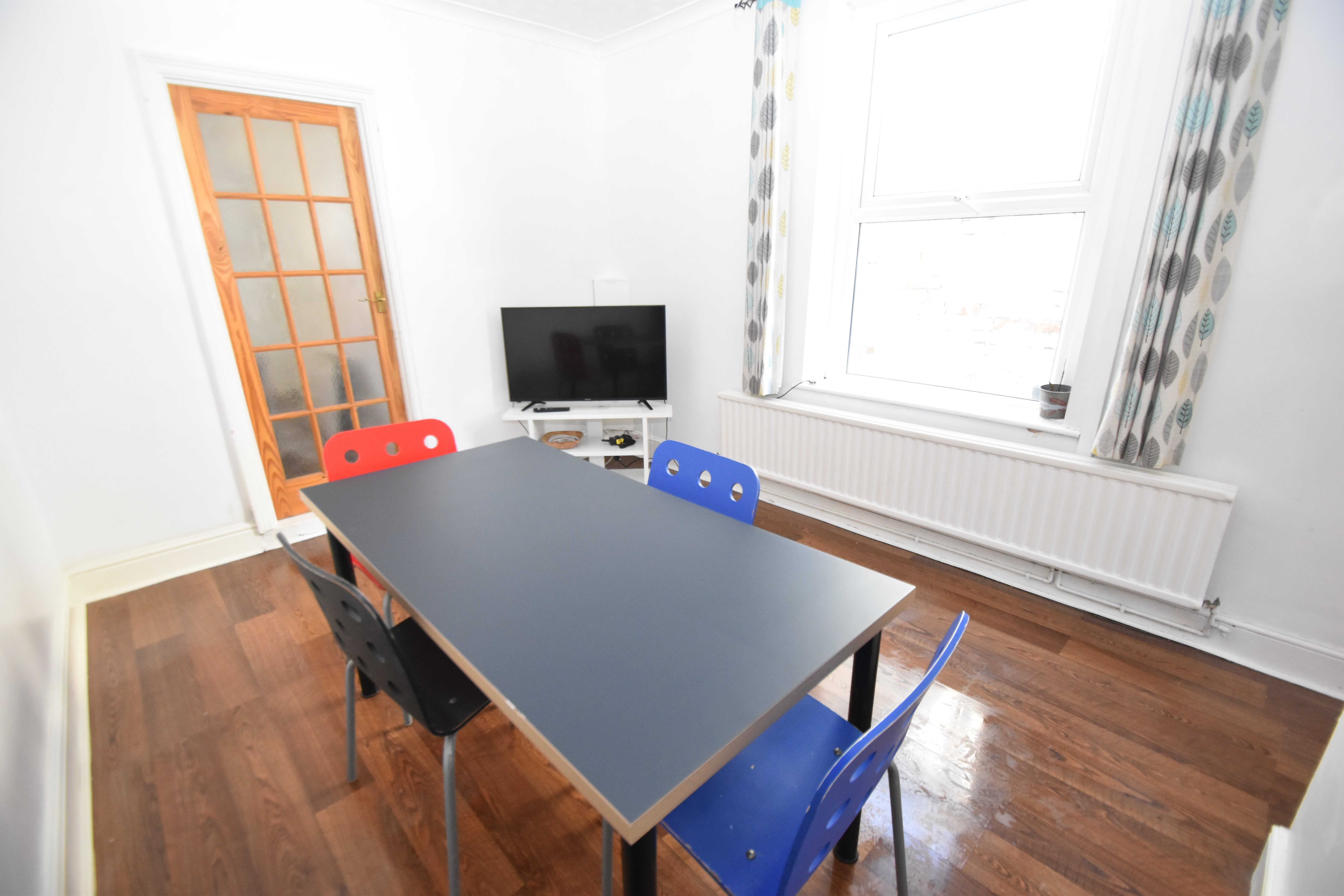 4 bed house to rent in Manor Street, Heath 22