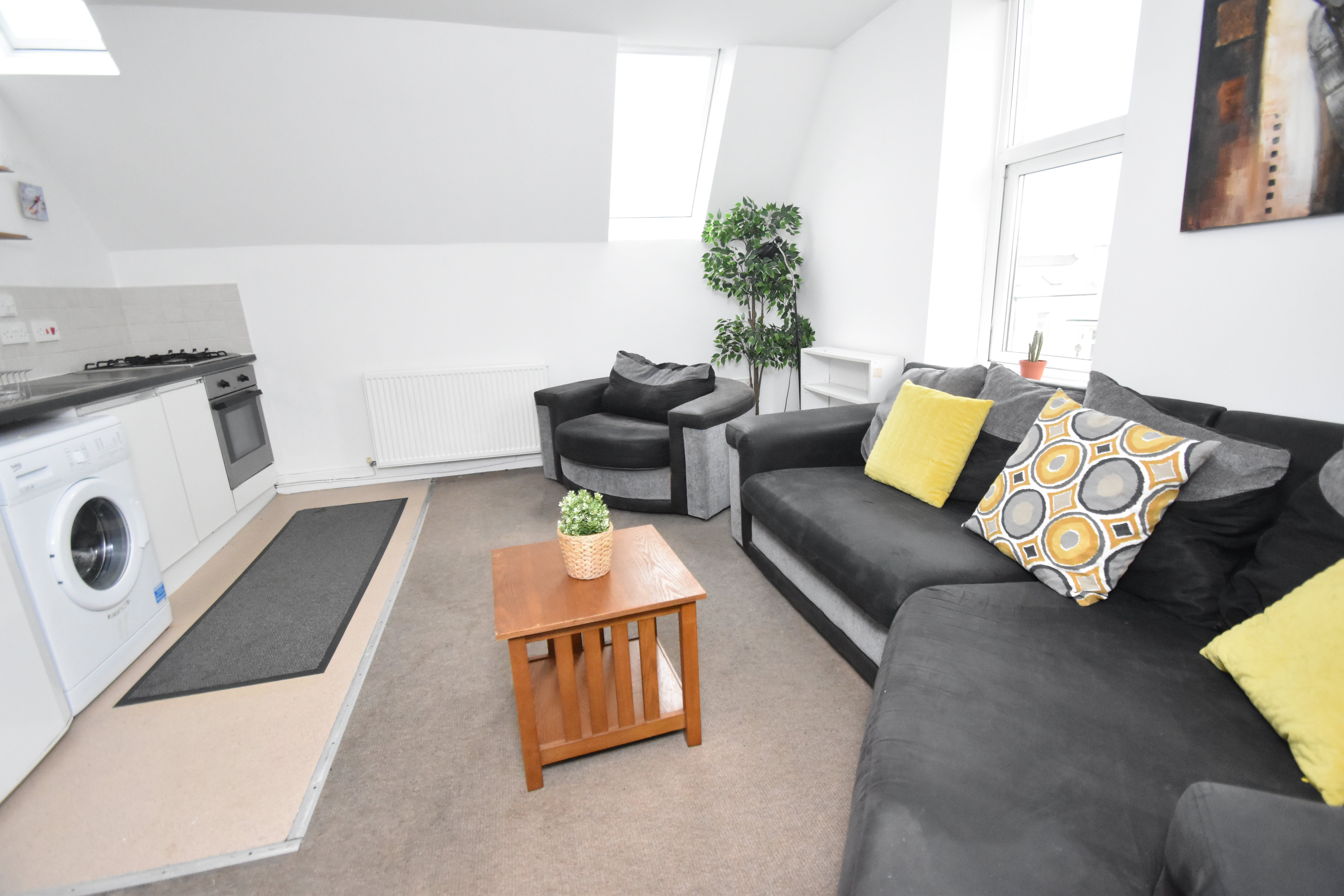 1 bed flat to rent in Woodville Road, Cathays 7