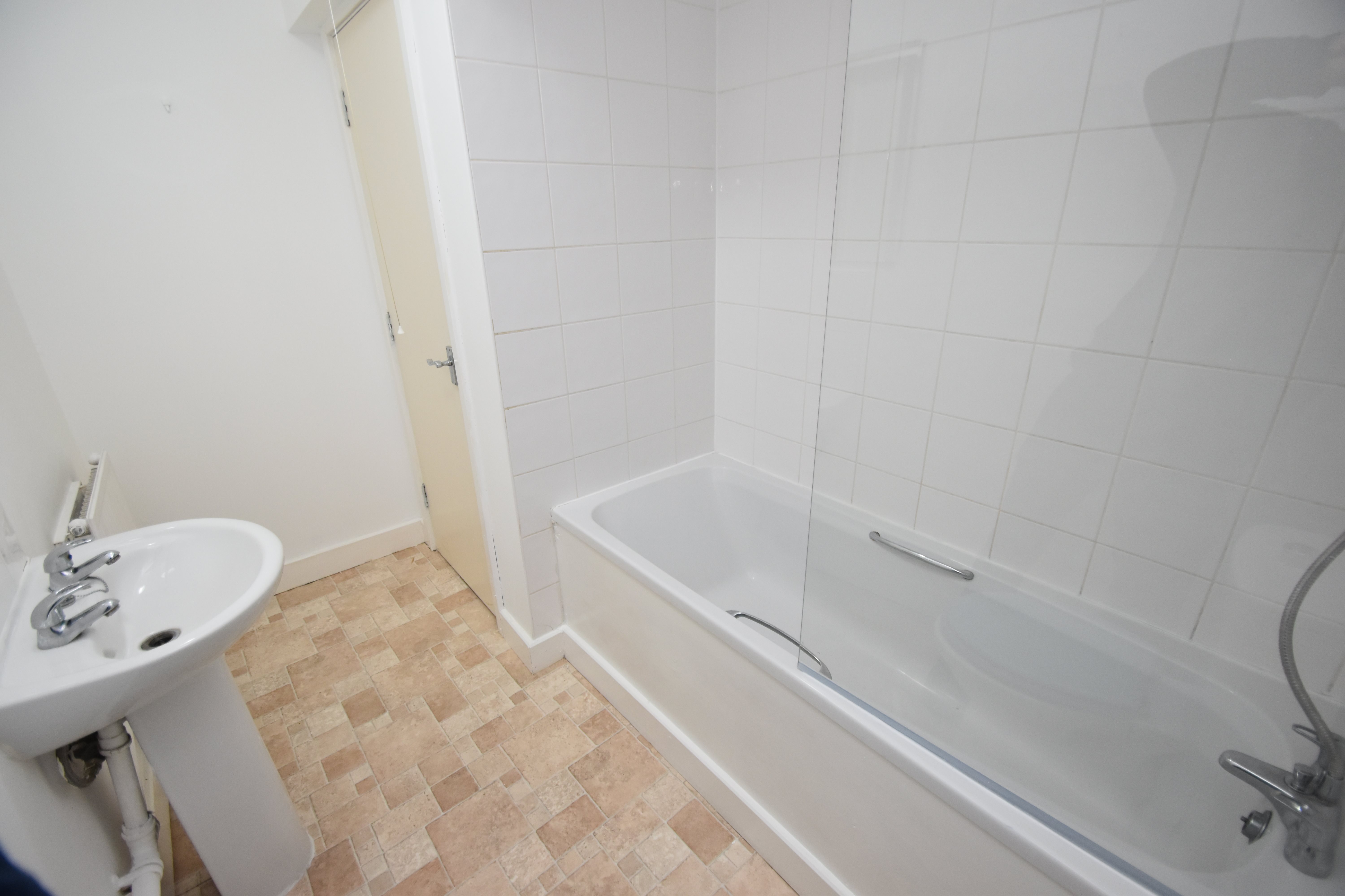 1 bed flat to rent in Woodville Road, Cathays  - Property Image 19
