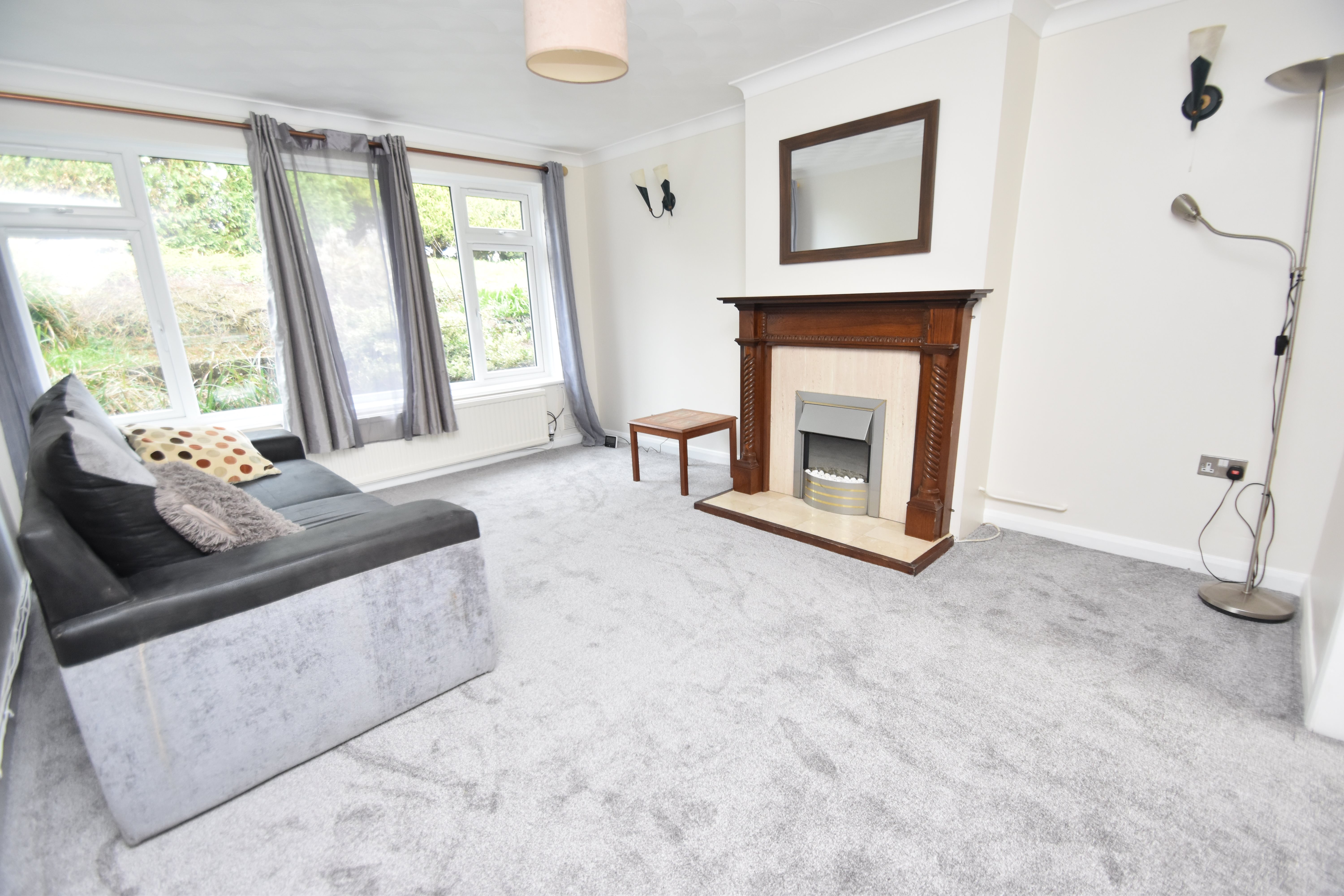3 bed house to rent in Queenwood, Penylan - Property Image 1