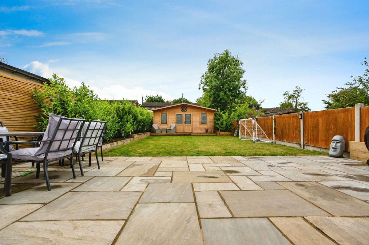 5 bed semi-detached house for sale in Lower Higham Road, Gravesend  - Property Image 13