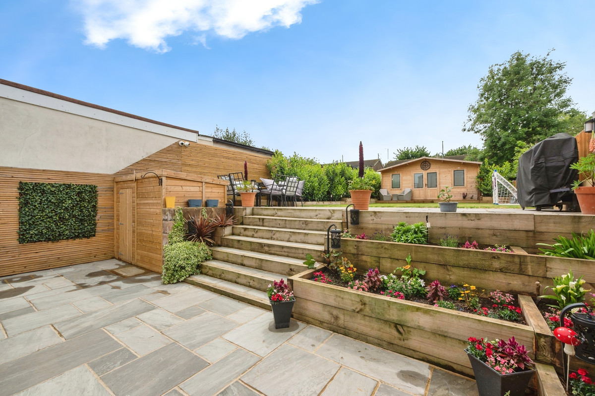 5 bed semi-detached house for sale in Lower Higham Road, Gravesend  - Property Image 12