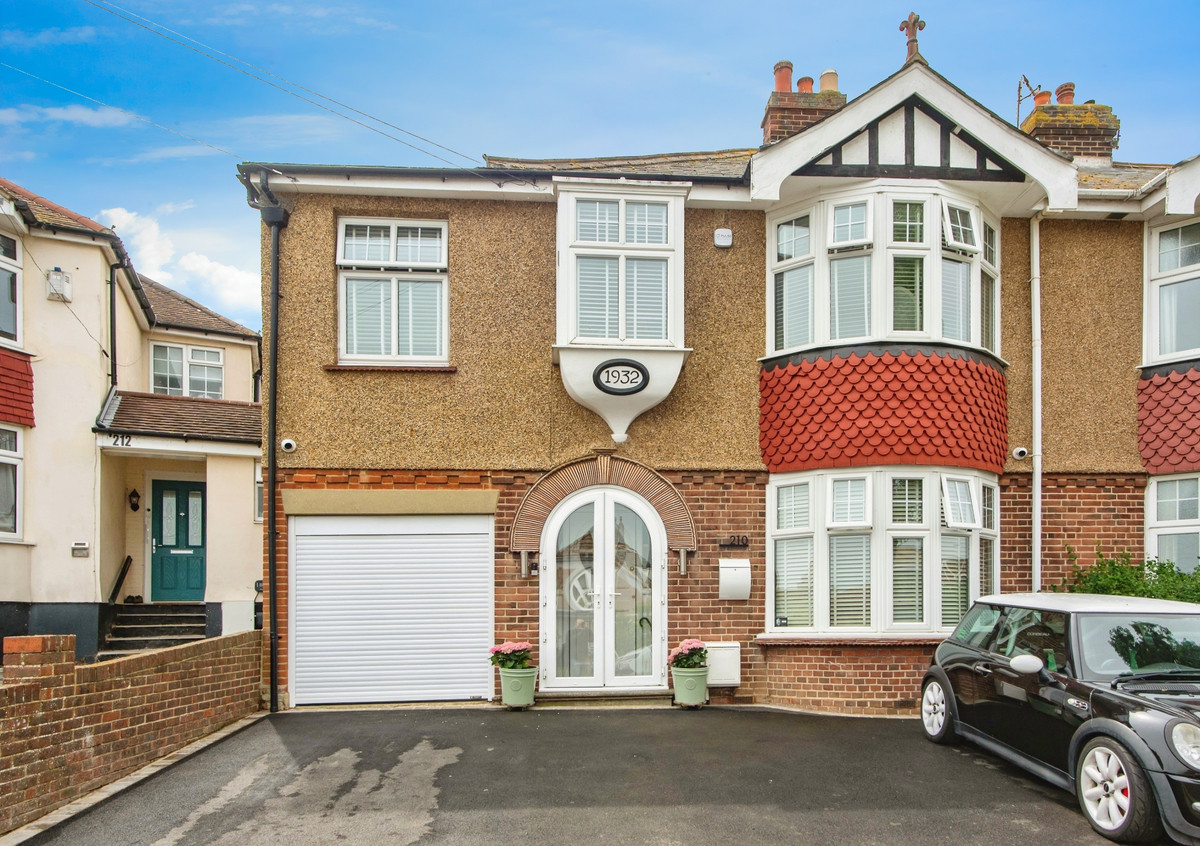 5 bed semi-detached house for sale in Lower Higham Road, Gravesend  - Property Image 20