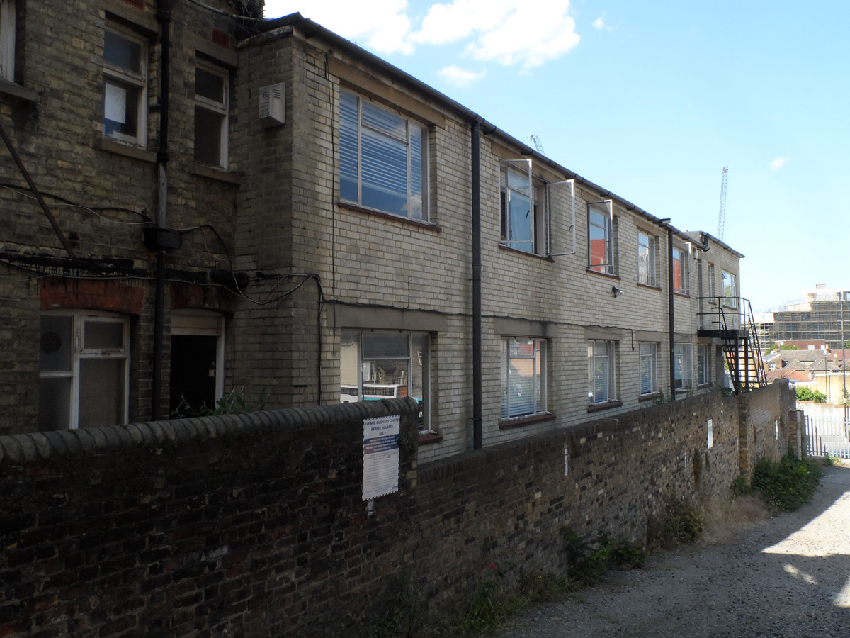  for sale in New Road Avenue, Chatham  - Property Image 7