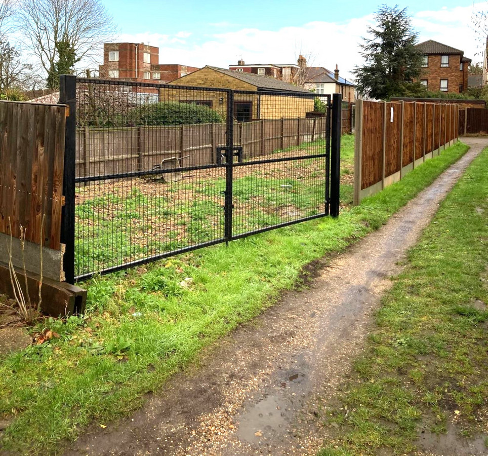 1 bed detached bungalow for sale in Green Lane, London  - Property Image 3