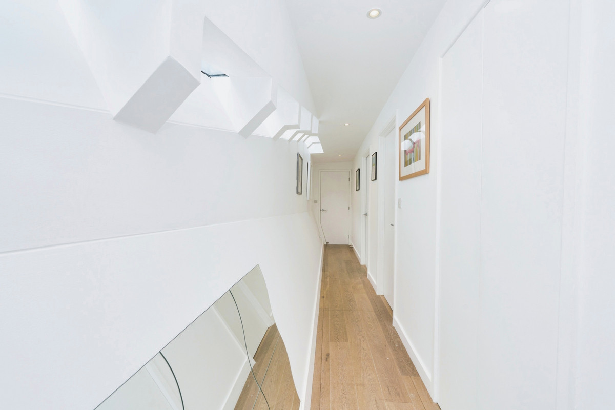2 bed house boat for sale in Panther Quay, Kingston upon Thames  - Property Image 11