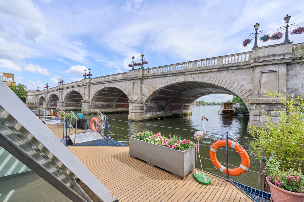 2 bed house boat for sale in Panther Quay, Kingston upon Thames  - Property Image 20