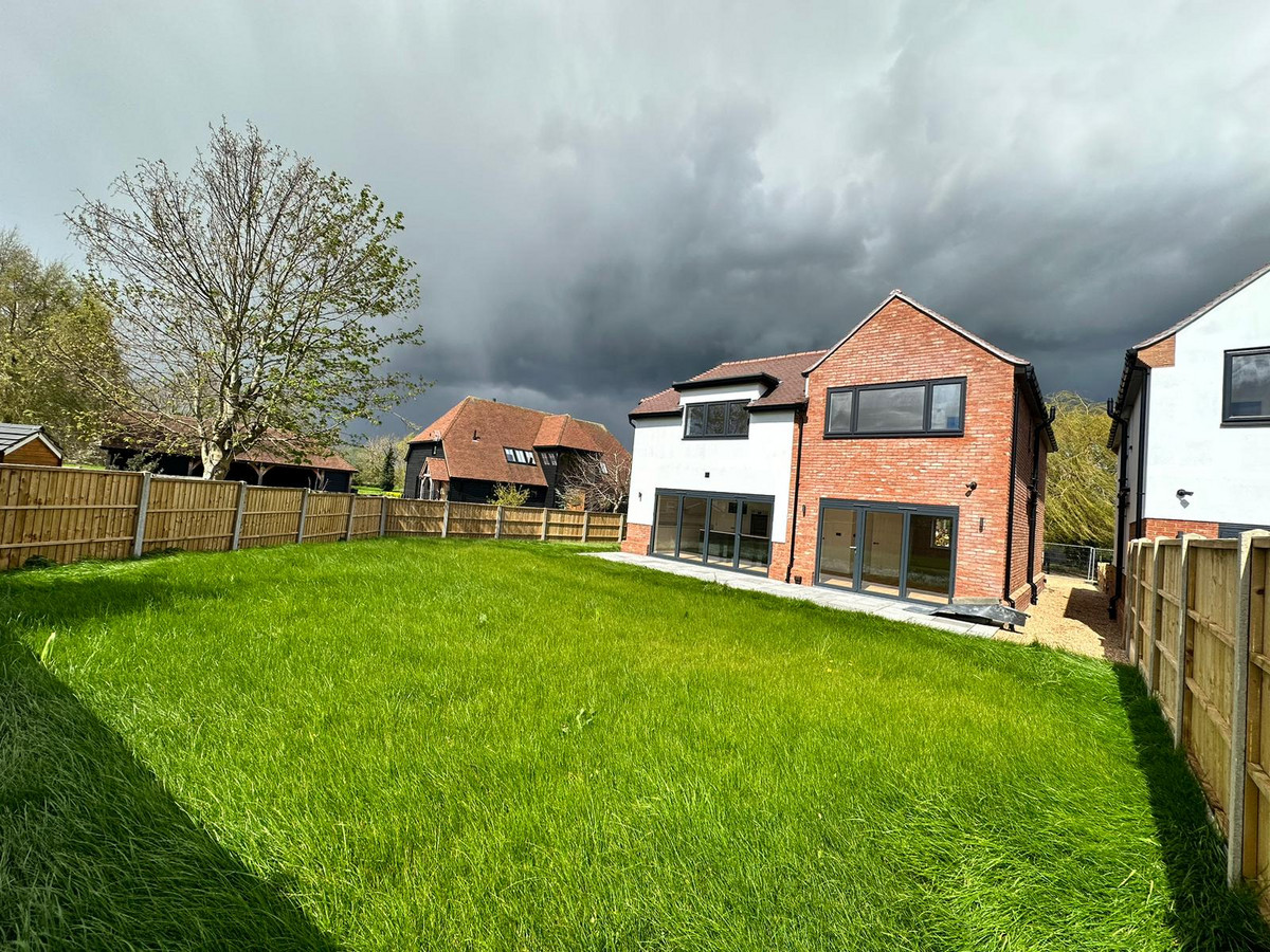 4 bed detached house for sale in The Old Fairground, Wingham, Canterbury  - Property Image 14