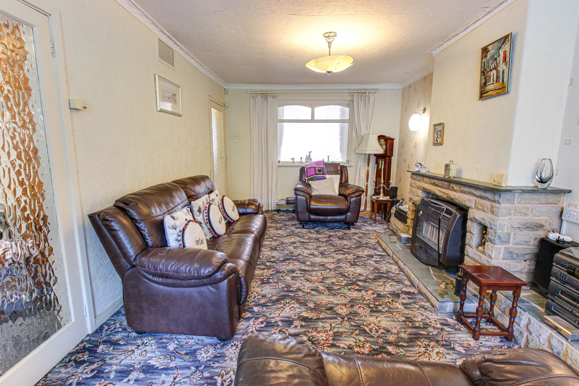 2 bed semi-detached bungalow for sale in Marlow Drive, Manchester  - Property Image 3