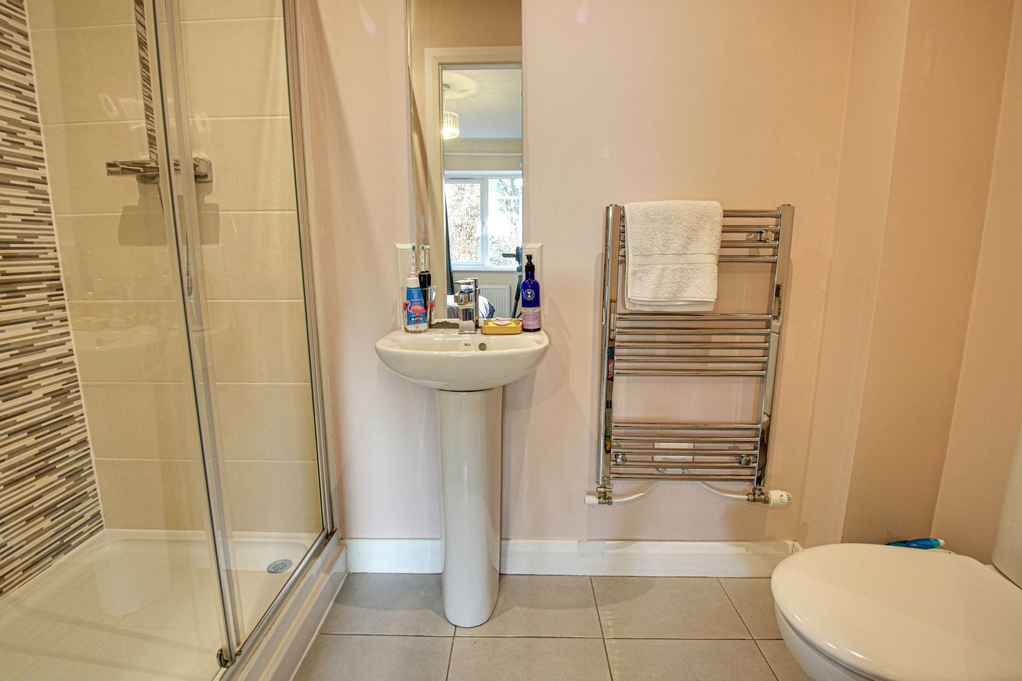 2 bed ground floor flat for sale in Glazebrook Meadows, Glazebrook, WA3 11