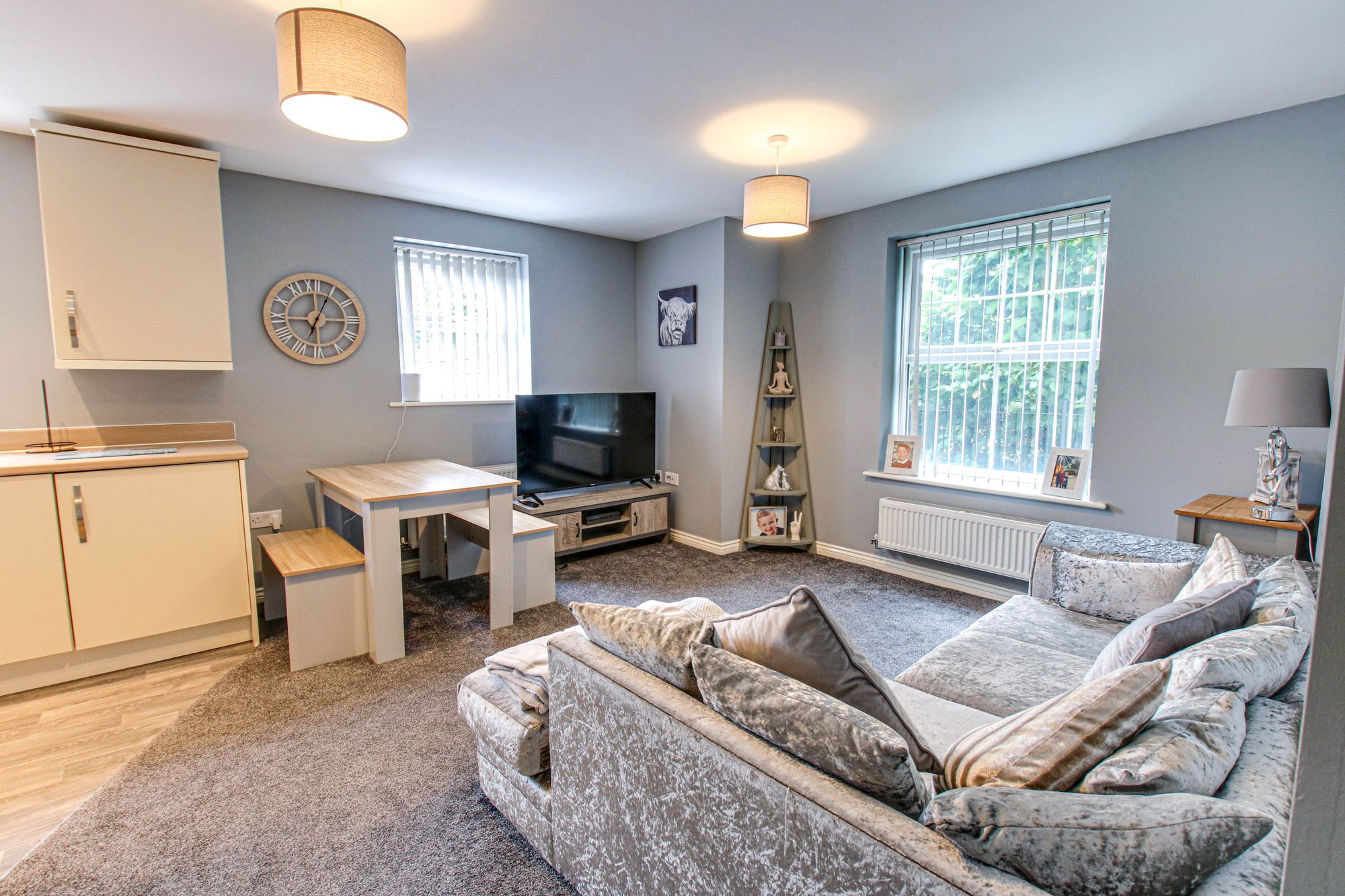 2 bed ground floor flat for sale in Flat 5, 249 Roseway Avenue, M44 2