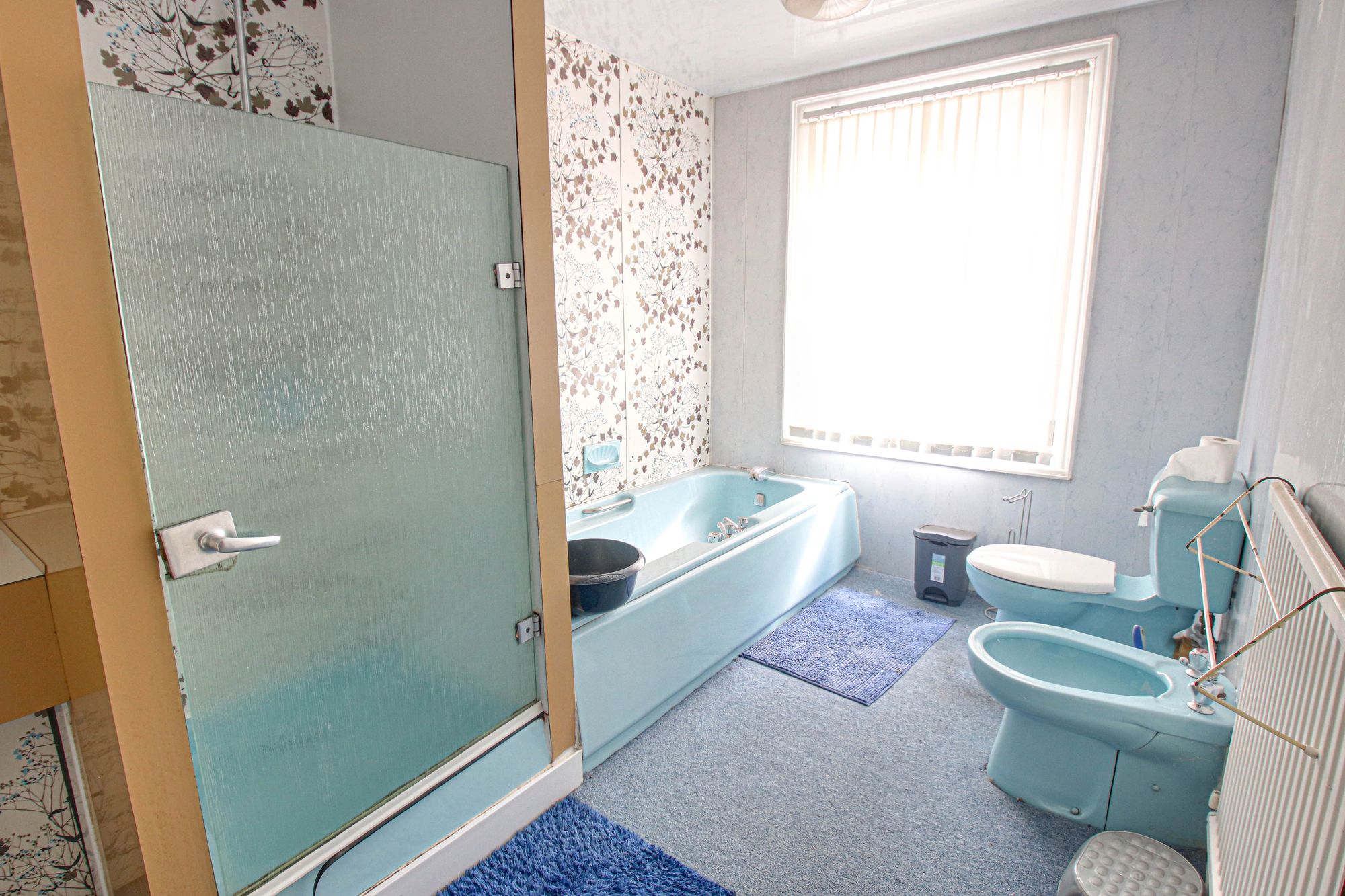 2 bed flat to rent in Liverpool Road, Cadishead, M44 9