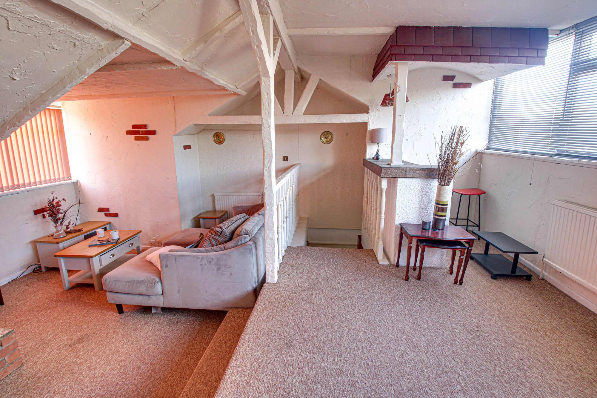 2 bed flat to rent in Liverpool Road, Cadishead, M44 4