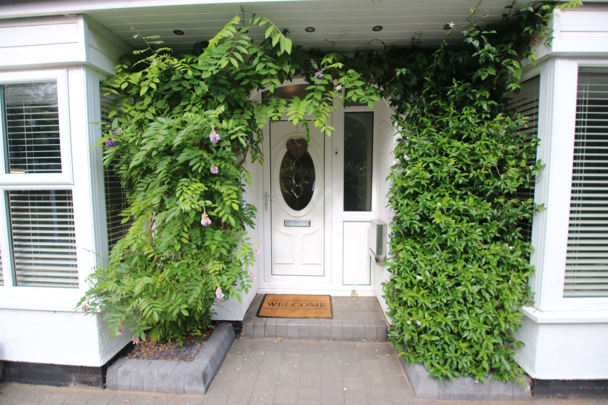 3 bed detached house for sale in Bank Street, Glazebrook, WA3 47