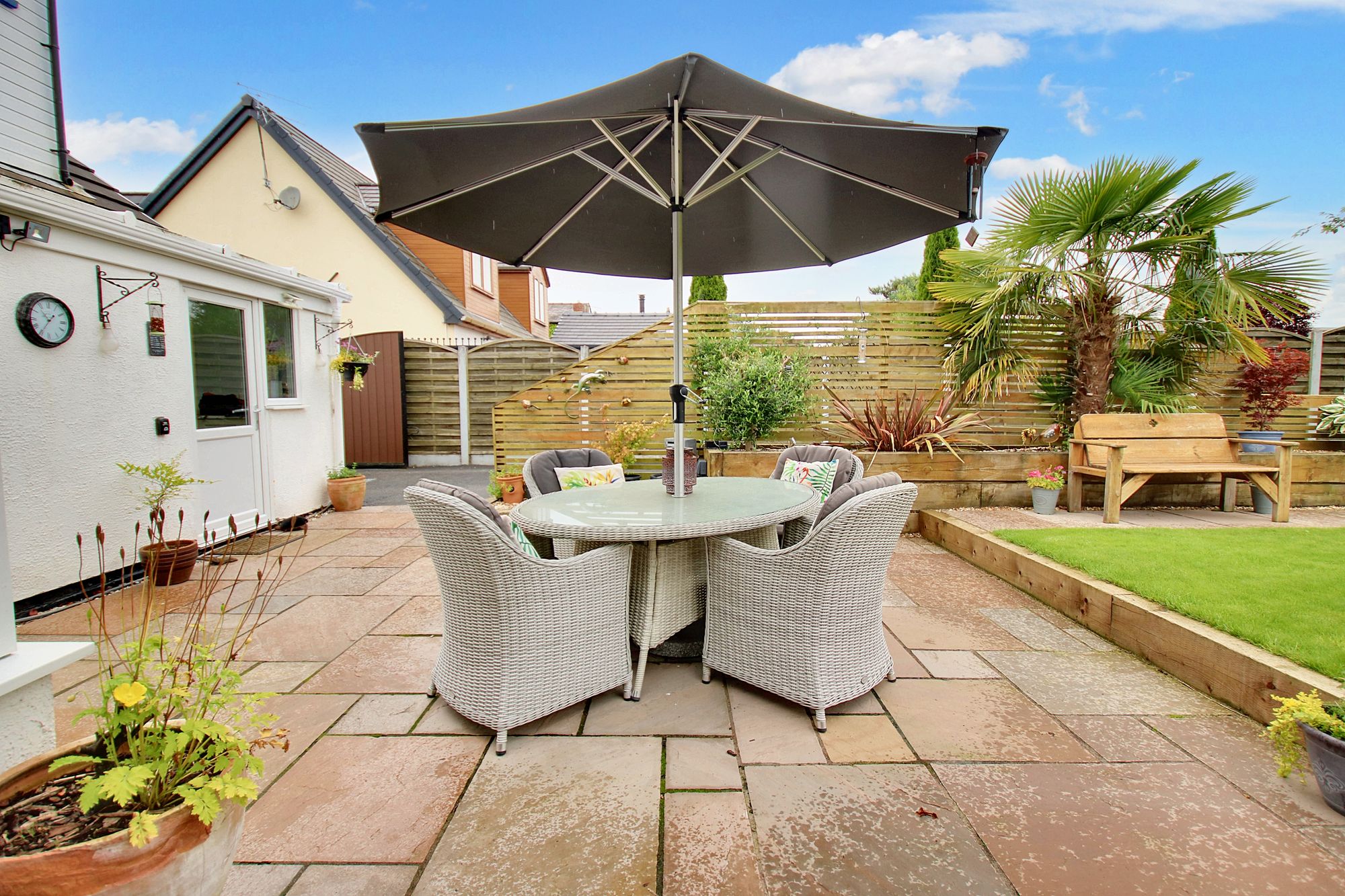 3 bed detached house for sale in Bank Street, Glazebrook, WA3 37