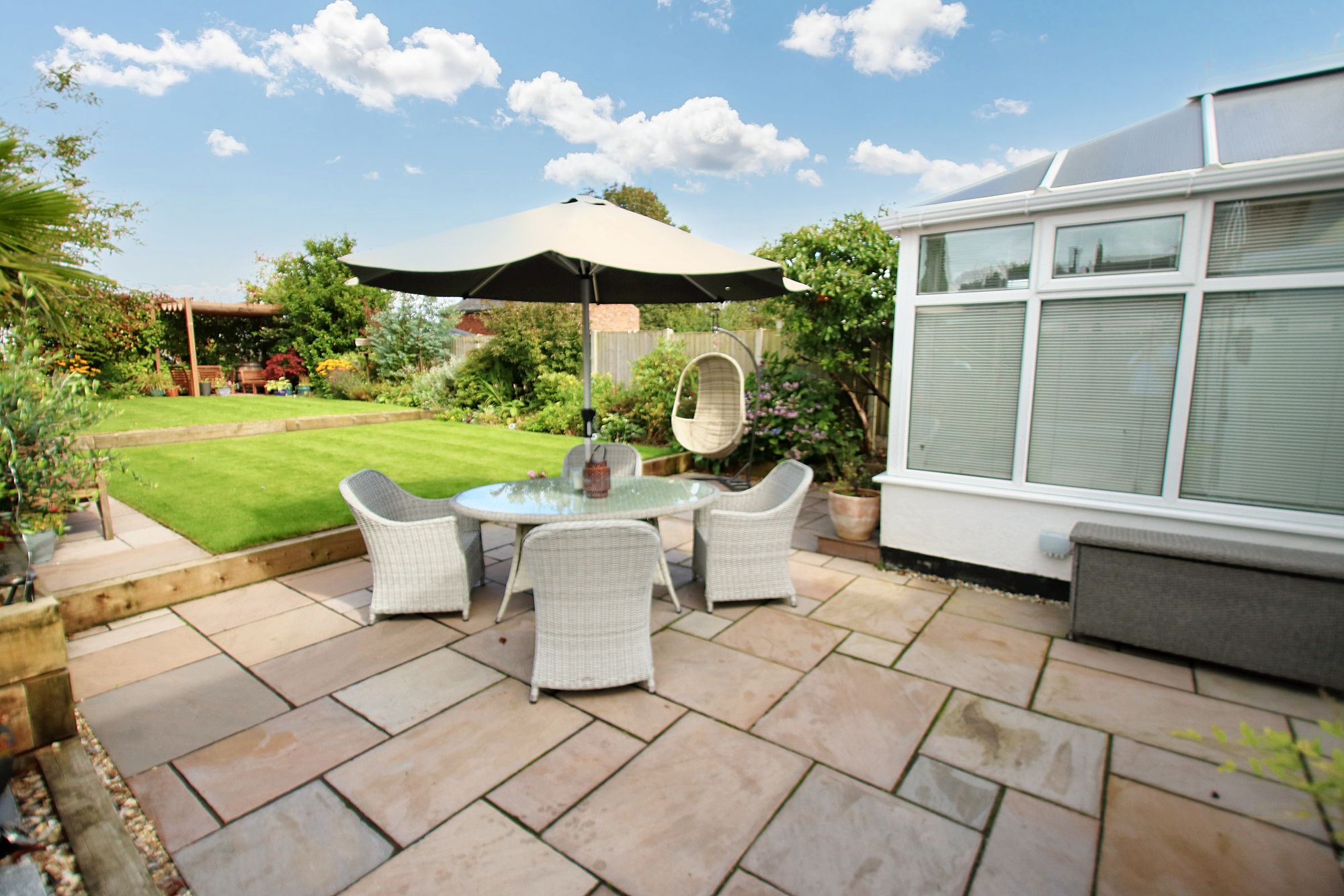 3 bed detached house for sale in Bank Street, Glazebrook, WA3 40