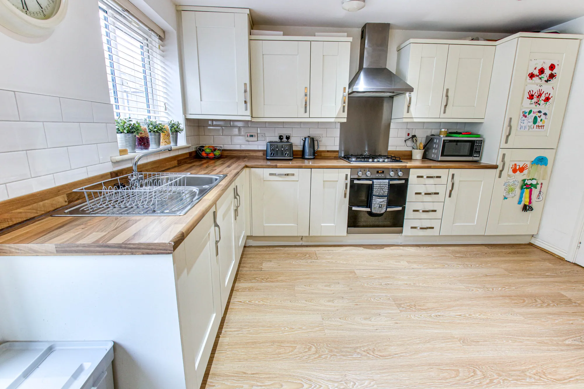 4 bed terraced house for sale in Roseway Avenue, Manchester  - Property Image 5
