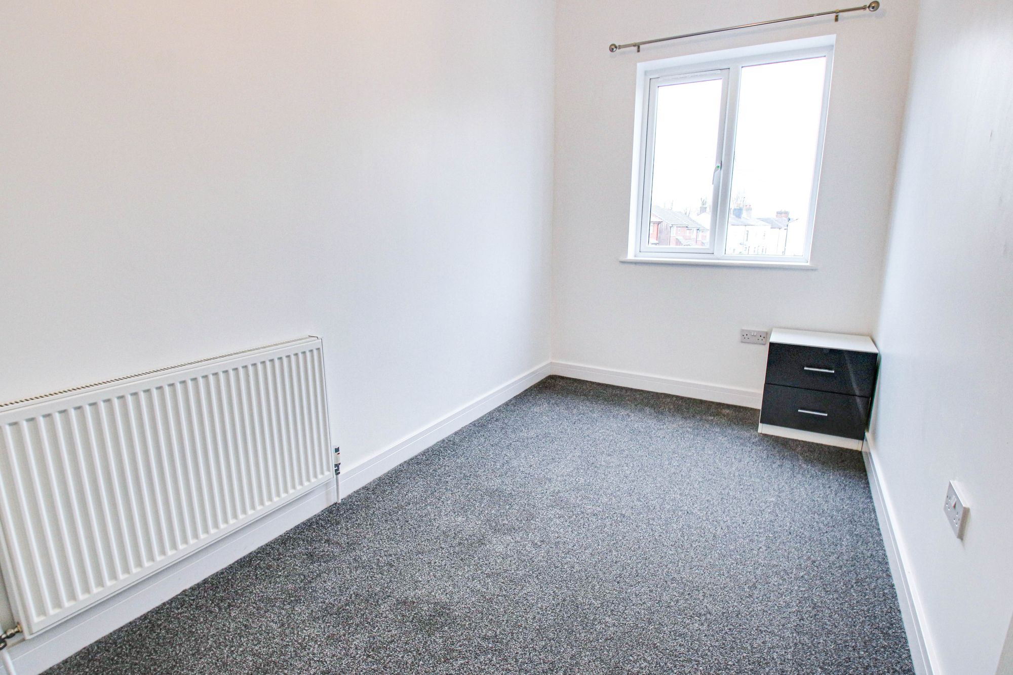 2 bed flat to rent in Liverpool Road, Manchester  - Property Image 6